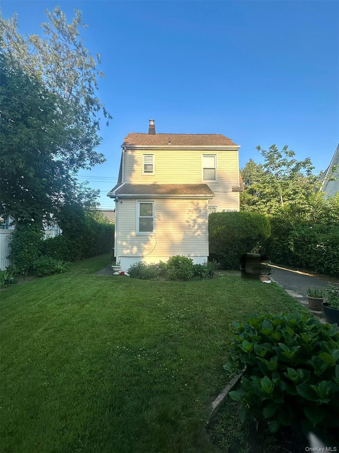 Single Family 222nd Street Queens, NY 11429, MLS-1018739-41