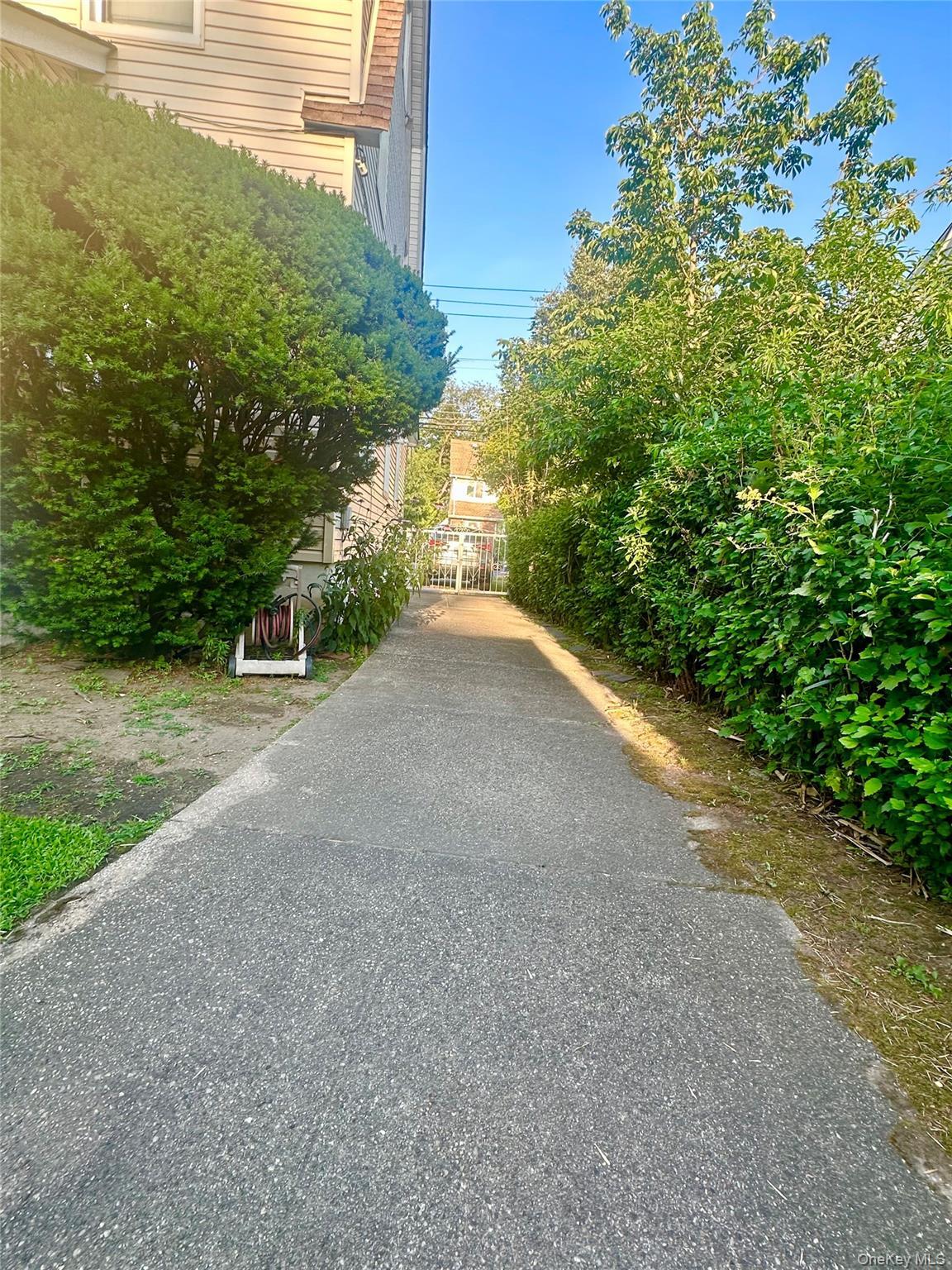 Single Family 222nd Street  Queens, NY 11429, MLS-1018739-43
