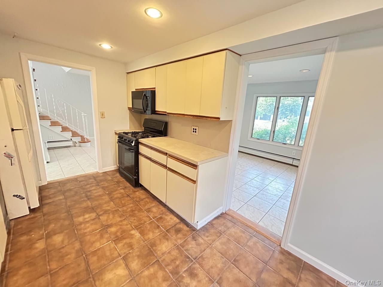 Single Family Frederick Street  Nassau County, NY 11572, MLS-1018746-11