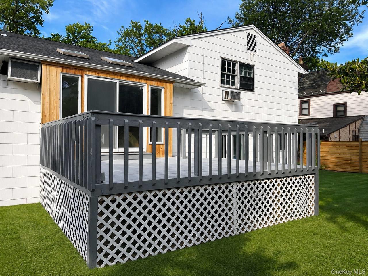 Single Family Frederick Street  Nassau County, NY 11572, MLS-1018746-2