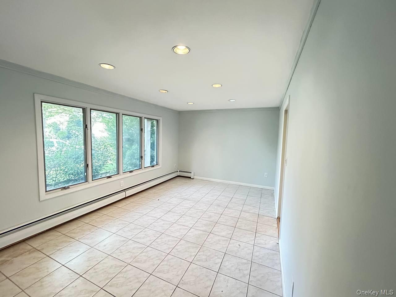 Single Family Frederick Street  Nassau County, NY 11572, MLS-1018746-20