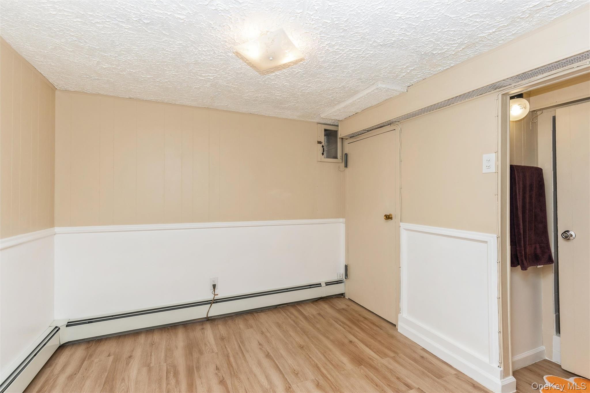 Single Family 195th Street Queens, NY 11358, MLS-1018749-10
