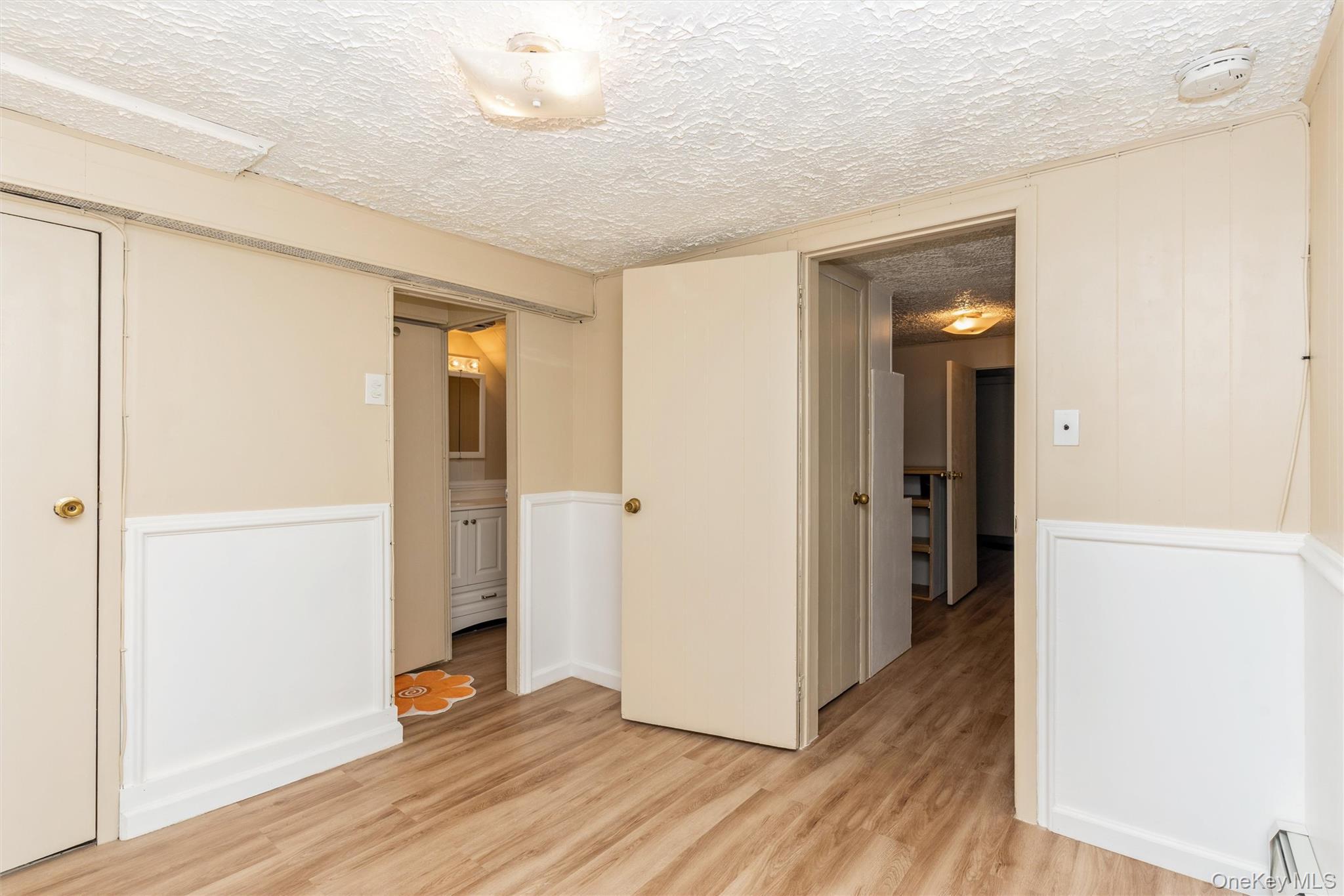 Single Family 195th Street Queens, NY 11358, MLS-1018749-11