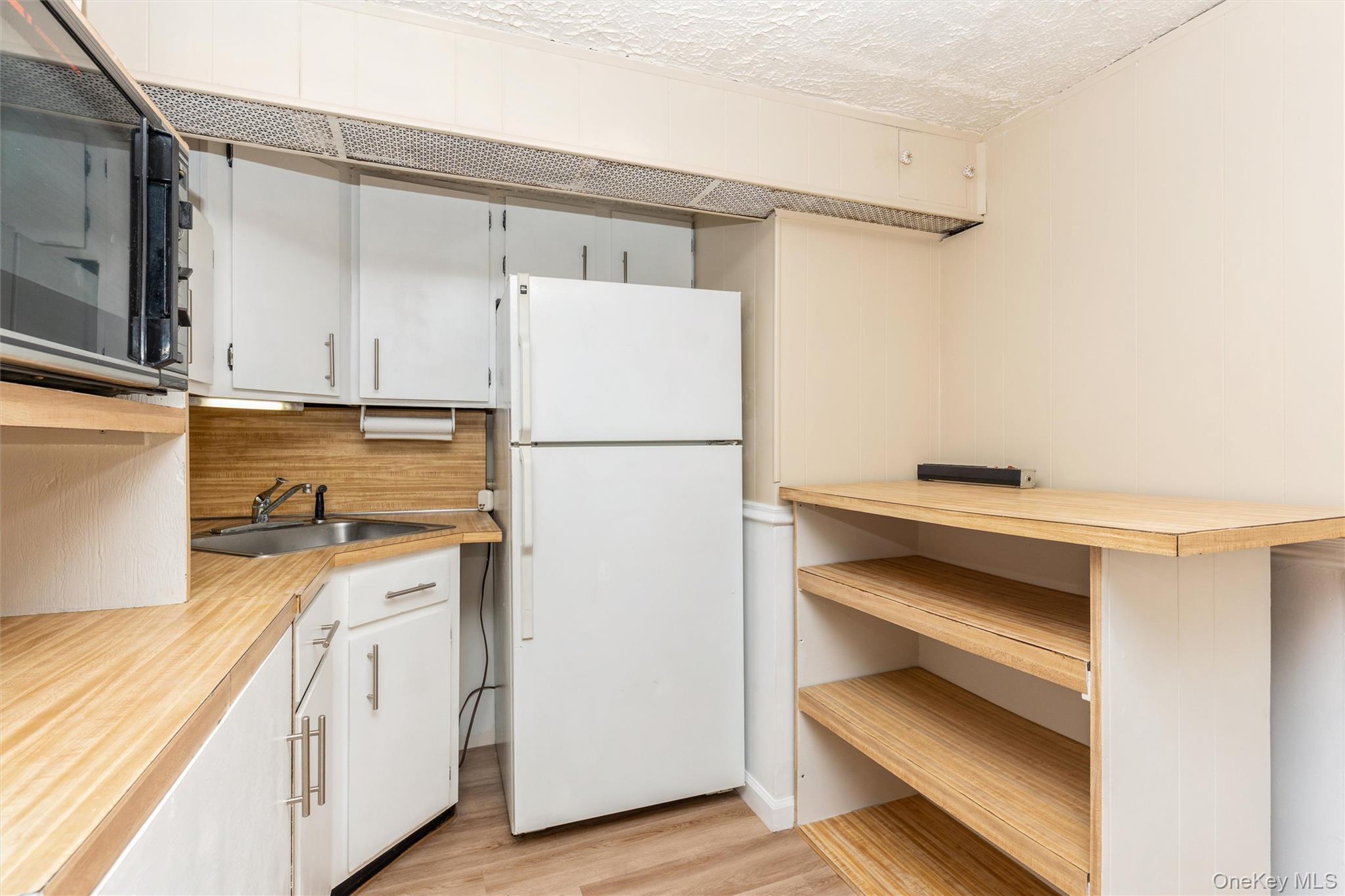 Single Family 195th Street Queens, NY 11358, MLS-1018749-6