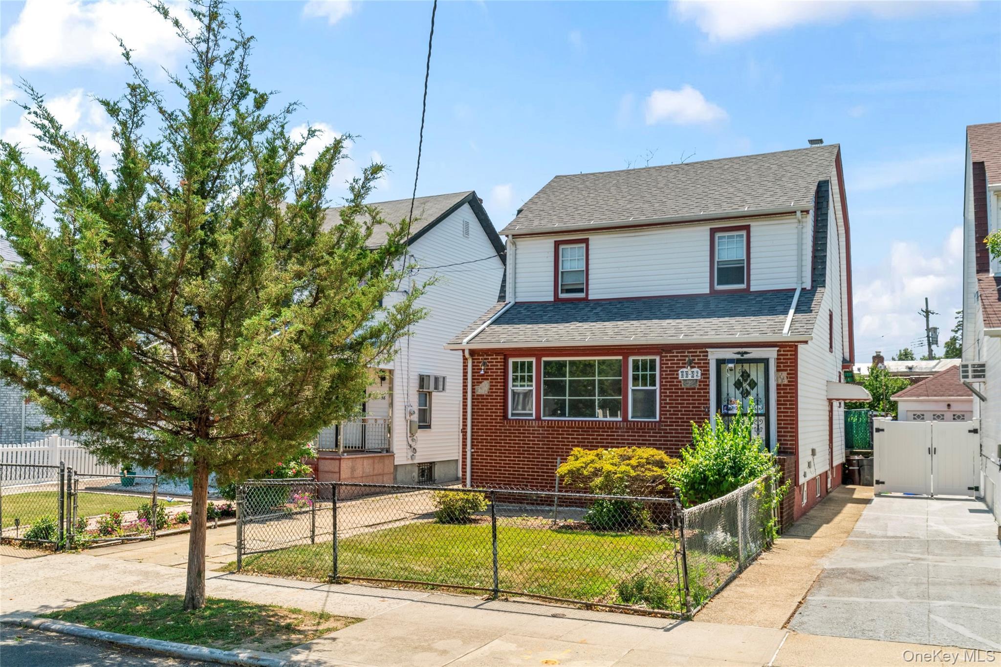 Single Family 218th Street  Queens, NY 11427, MLS-1018775-2