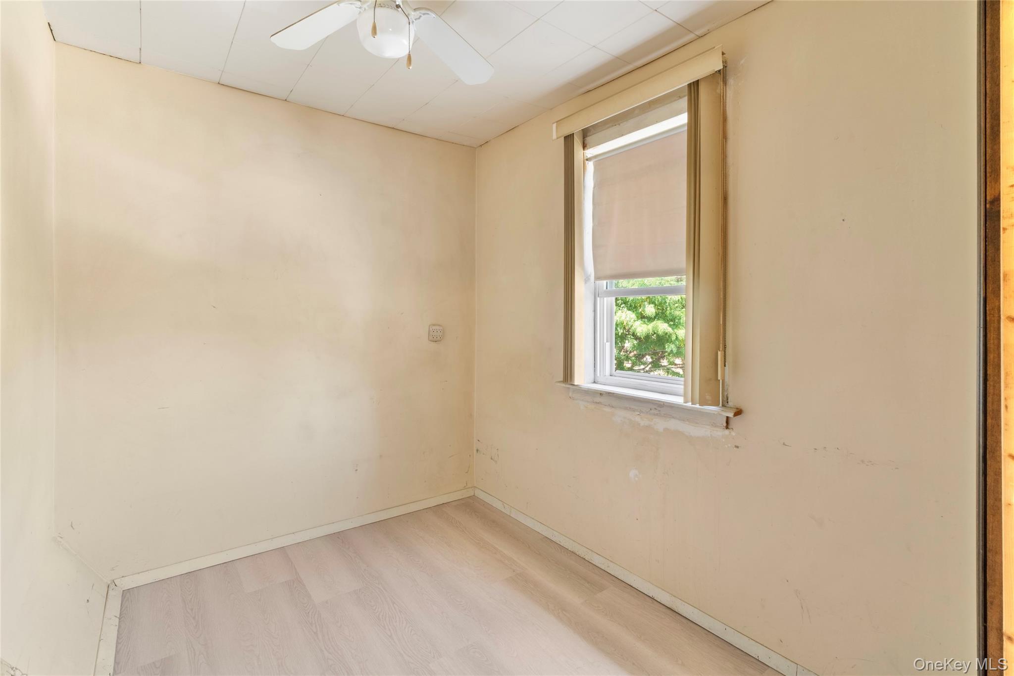 Single Family 218th Street  Queens, NY 11427, MLS-1018775-20