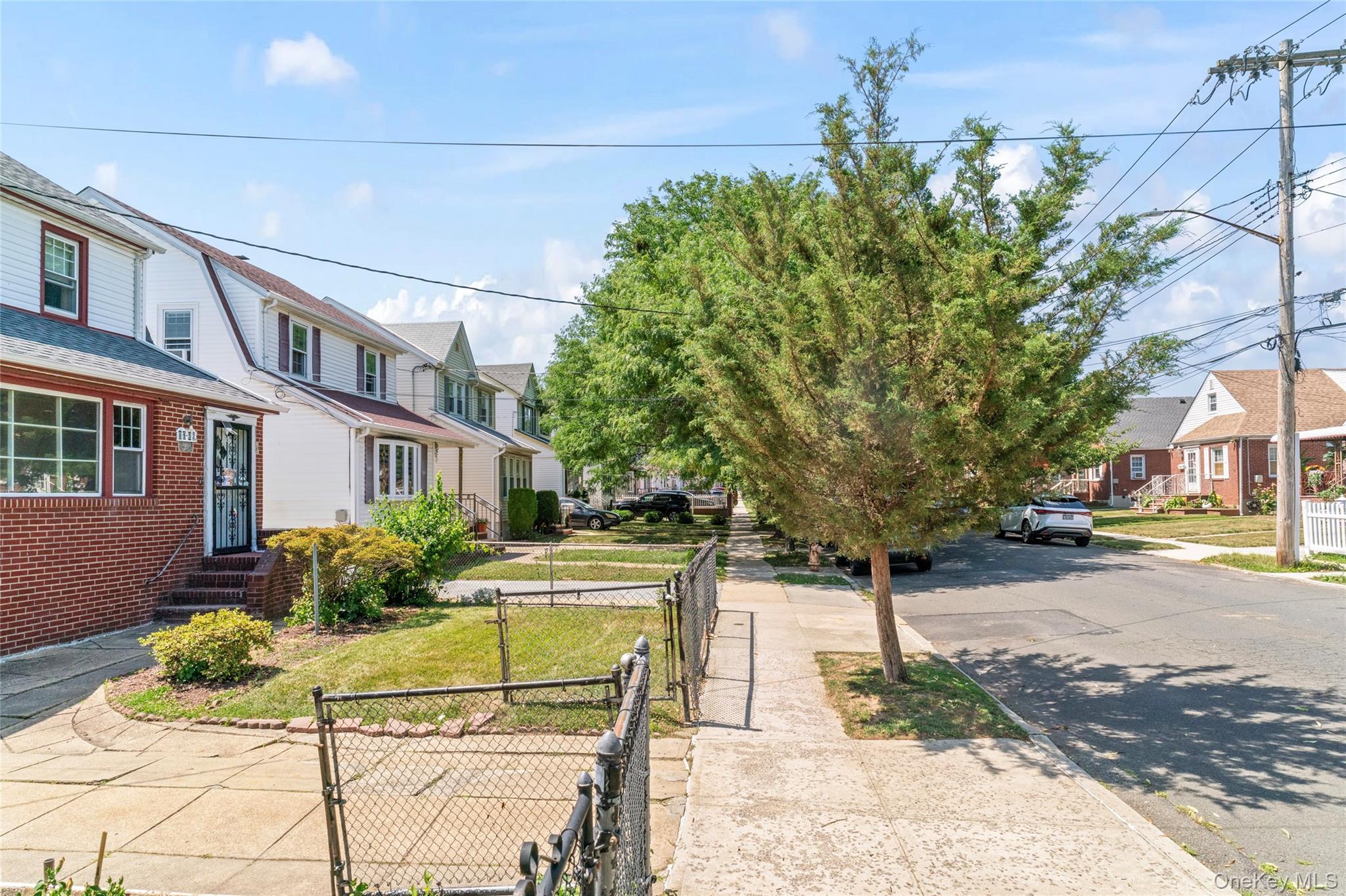 Single Family 218th Street  Queens, NY 11427, MLS-1018775-31