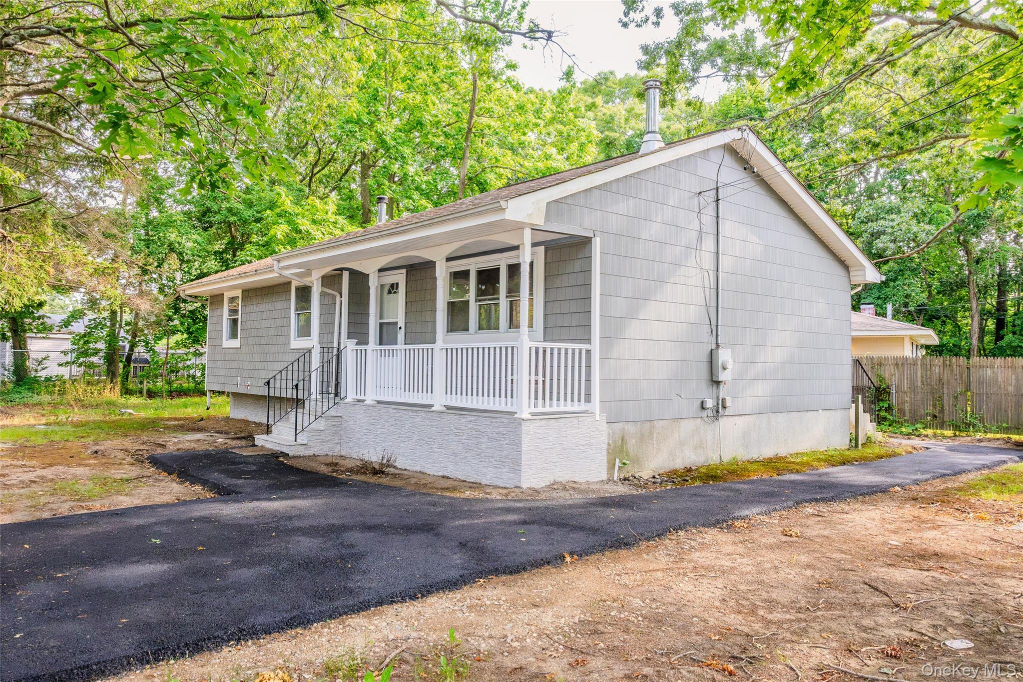 Single Family Flower Road  Suffolk County, NY 11951, MLS-1018796-10