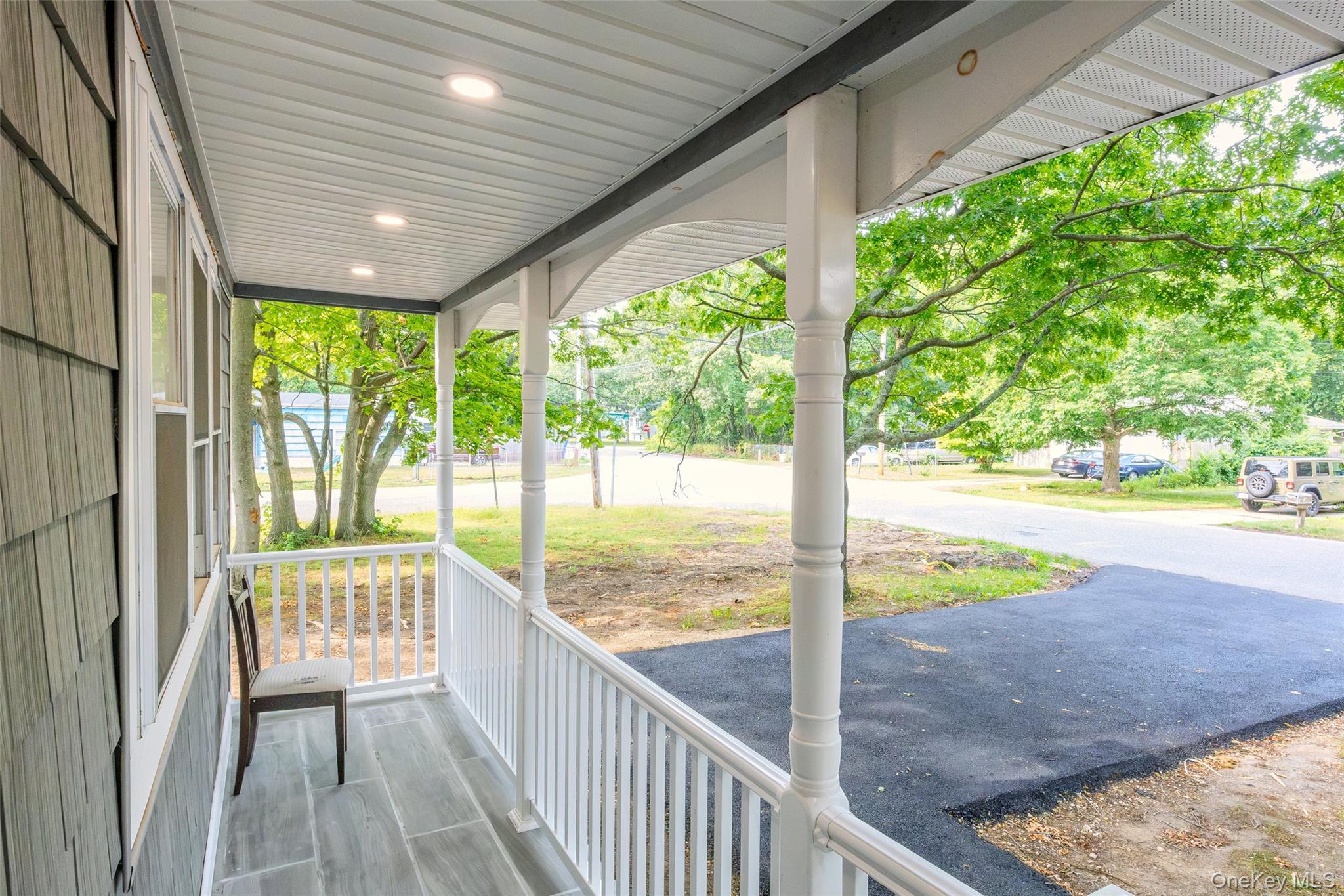 Single Family Flower Road  Suffolk County, NY 11951, MLS-1018796-15