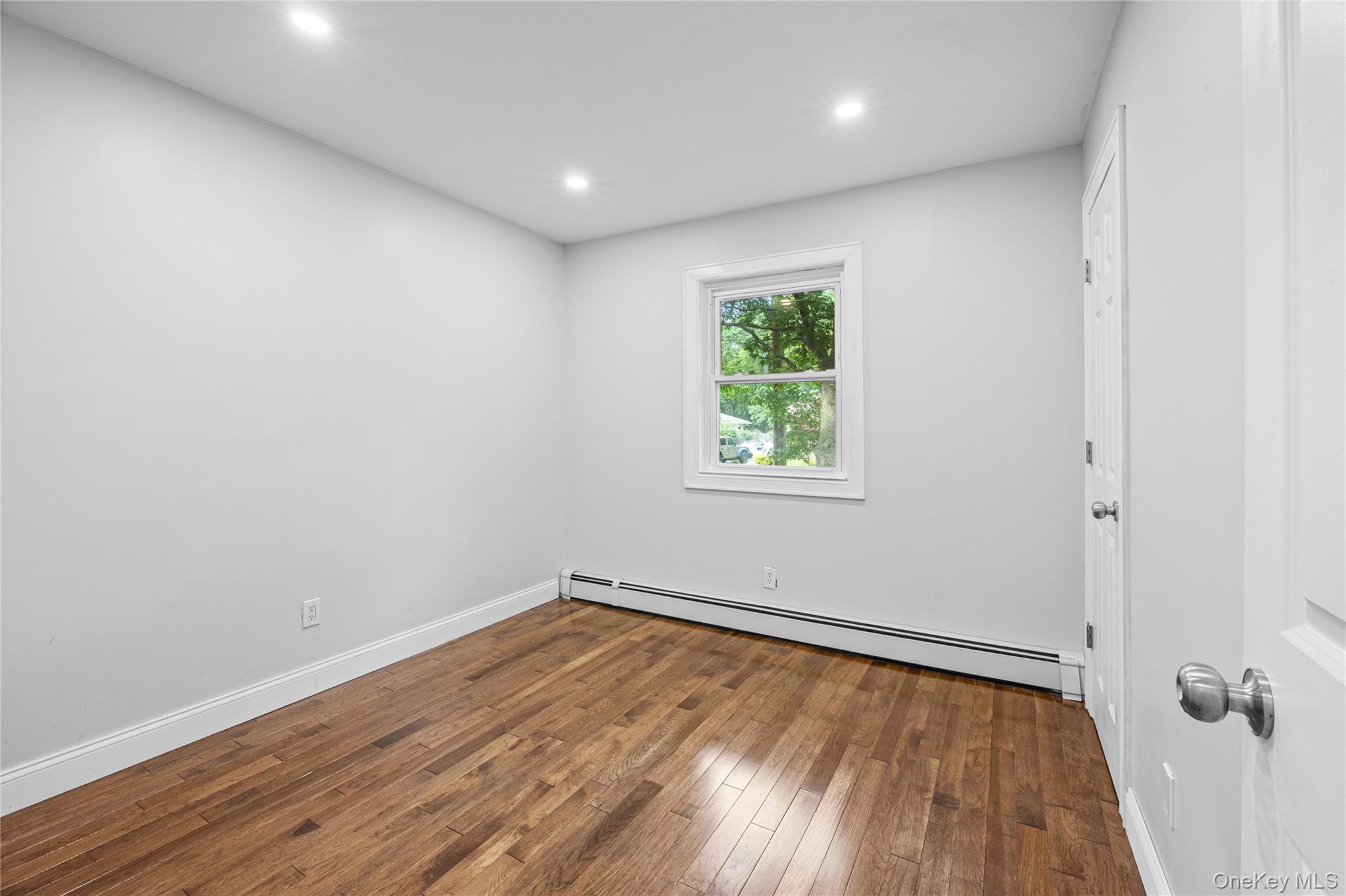 Single Family Flower Road  Suffolk County, NY 11951, MLS-1018796-22