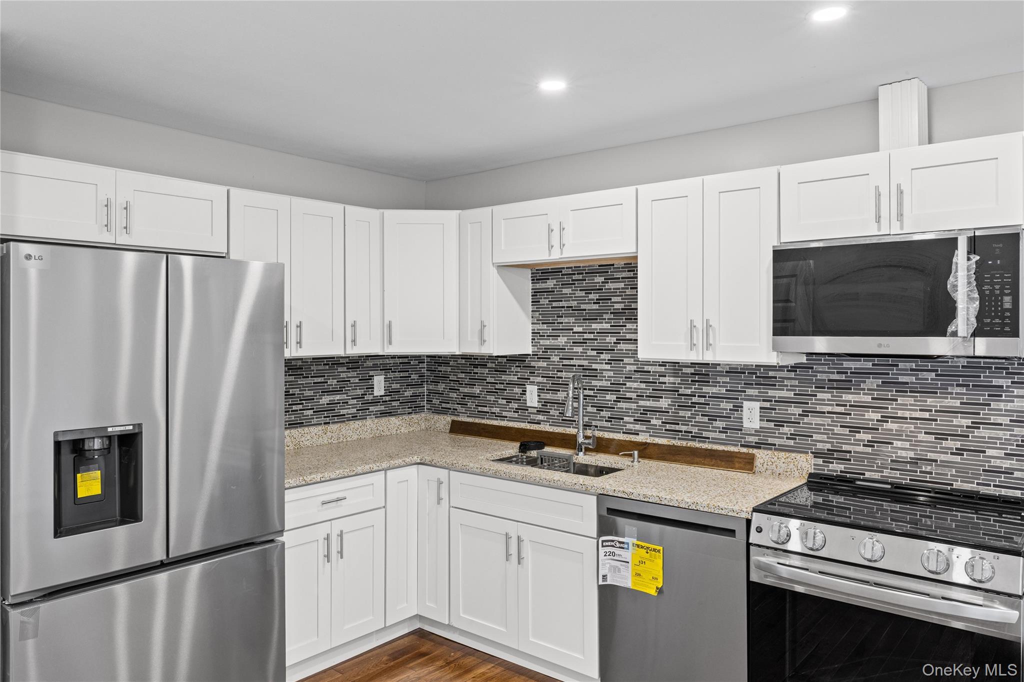 Single Family Flower Road  Suffolk County, NY 11951, MLS-1018796-34