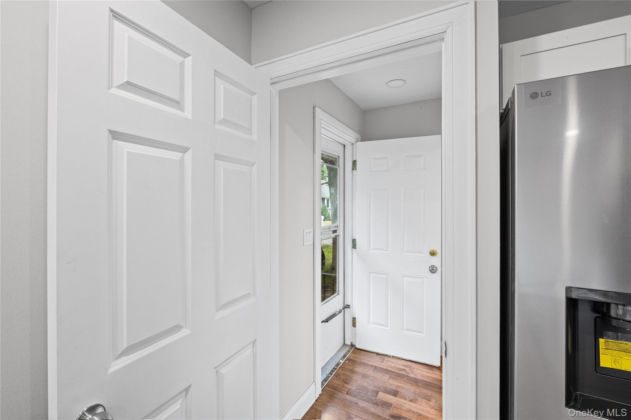 Single Family Flower Road  Suffolk County, NY 11951, MLS-1018796-37