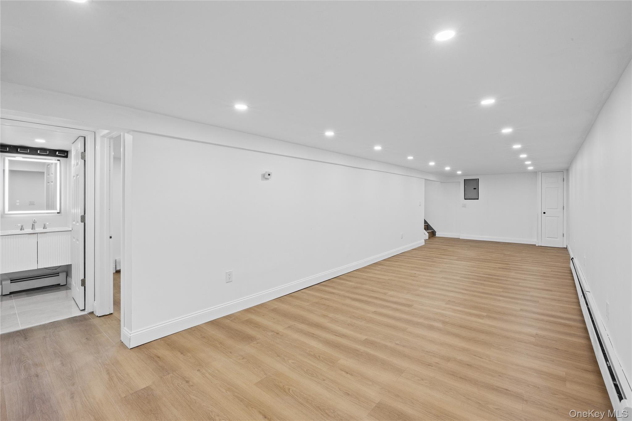 Single Family Flower Road  Suffolk County, NY 11951, MLS-1018796-41