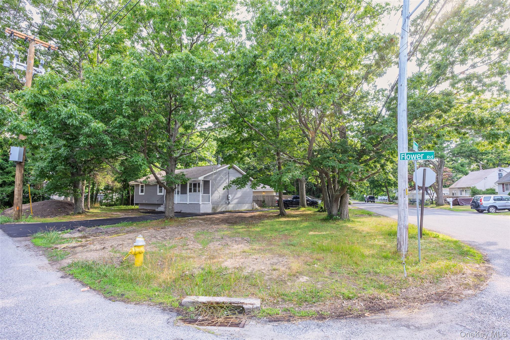 Single Family Flower Road  Suffolk County, NY 11951, MLS-1018796-9