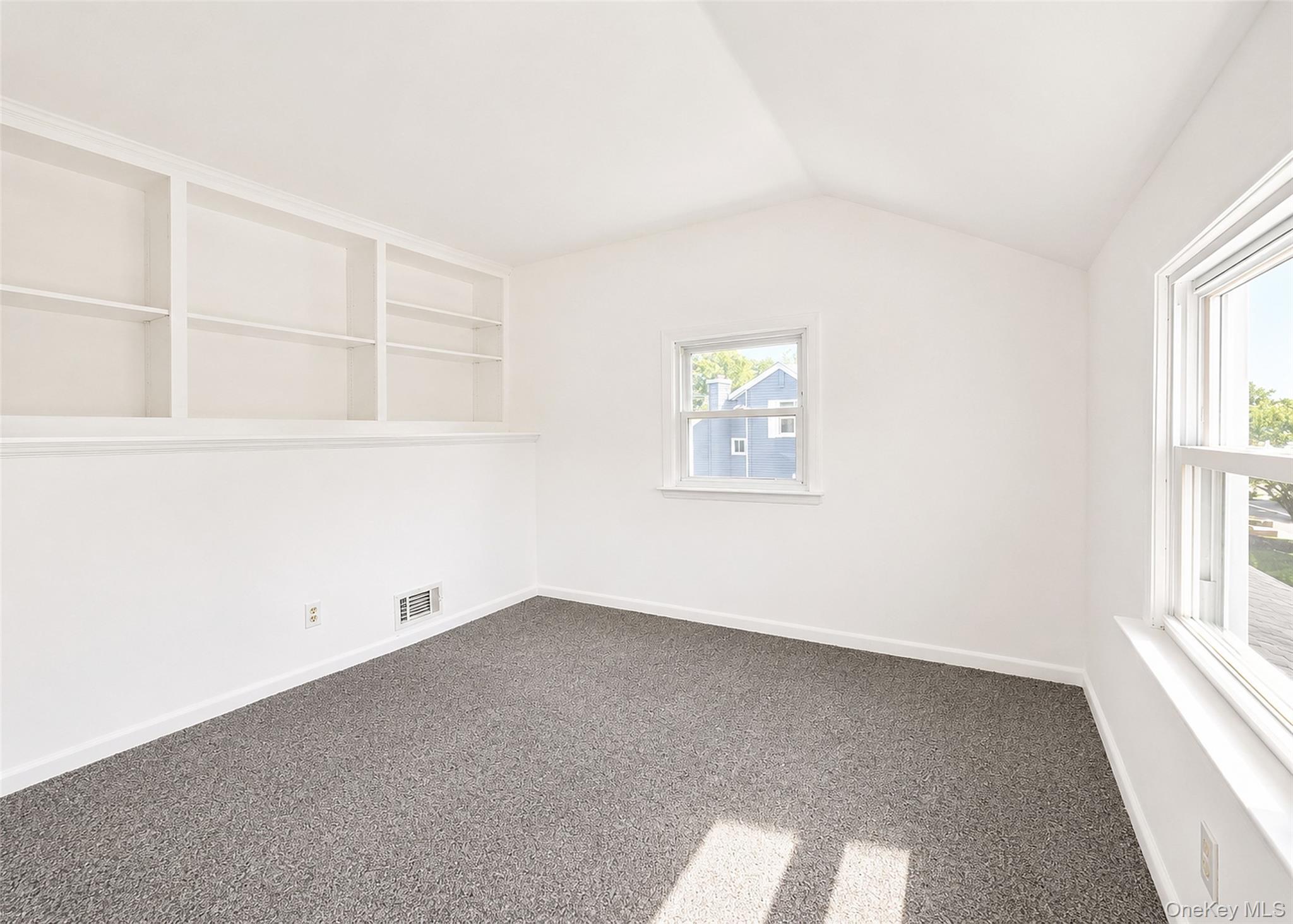 Single Family Eastwood Boulevard Suffolk County, NY 11720, MLS-1018799-19