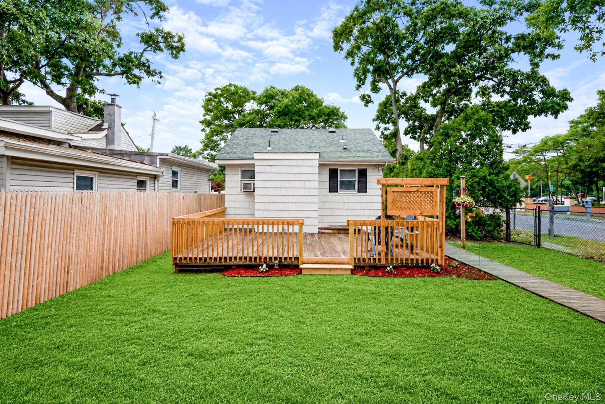 Single Family College Road  Suffolk County, NY 11738, MLS-1018810-17