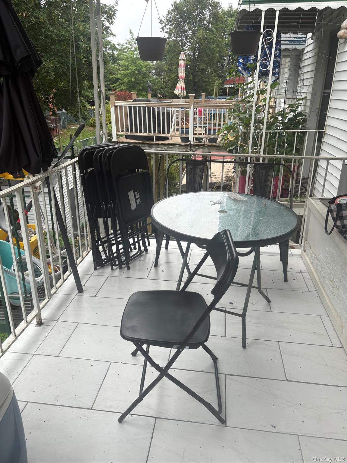 Single Family Graff Avenue Bronx, NY 10465, MLS-1018837-29