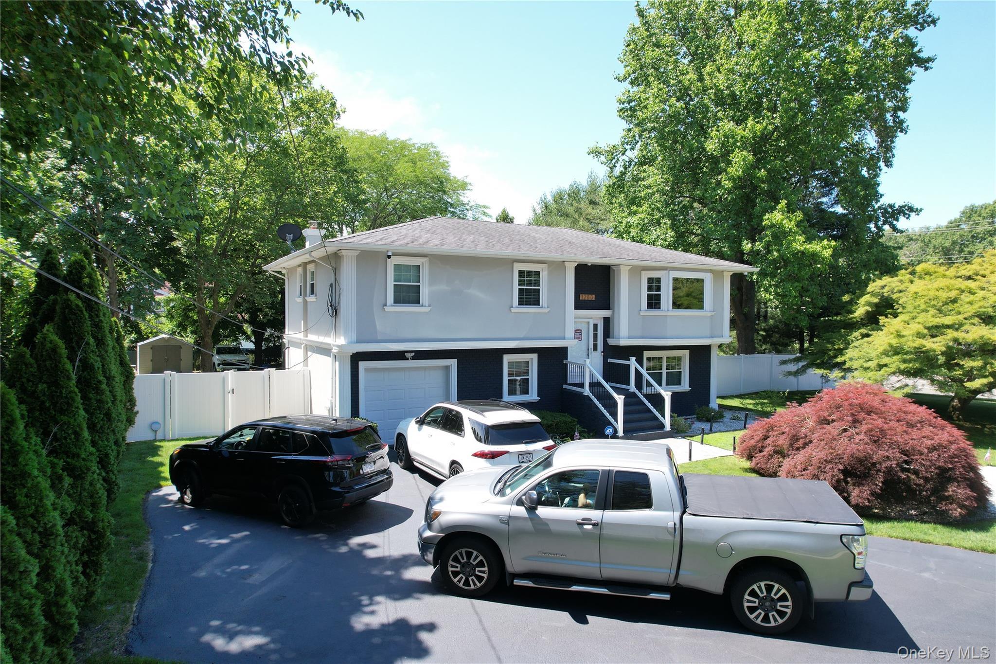 Single Family Church Street Suffolk County, NY 11716, MLS-1018842-3
