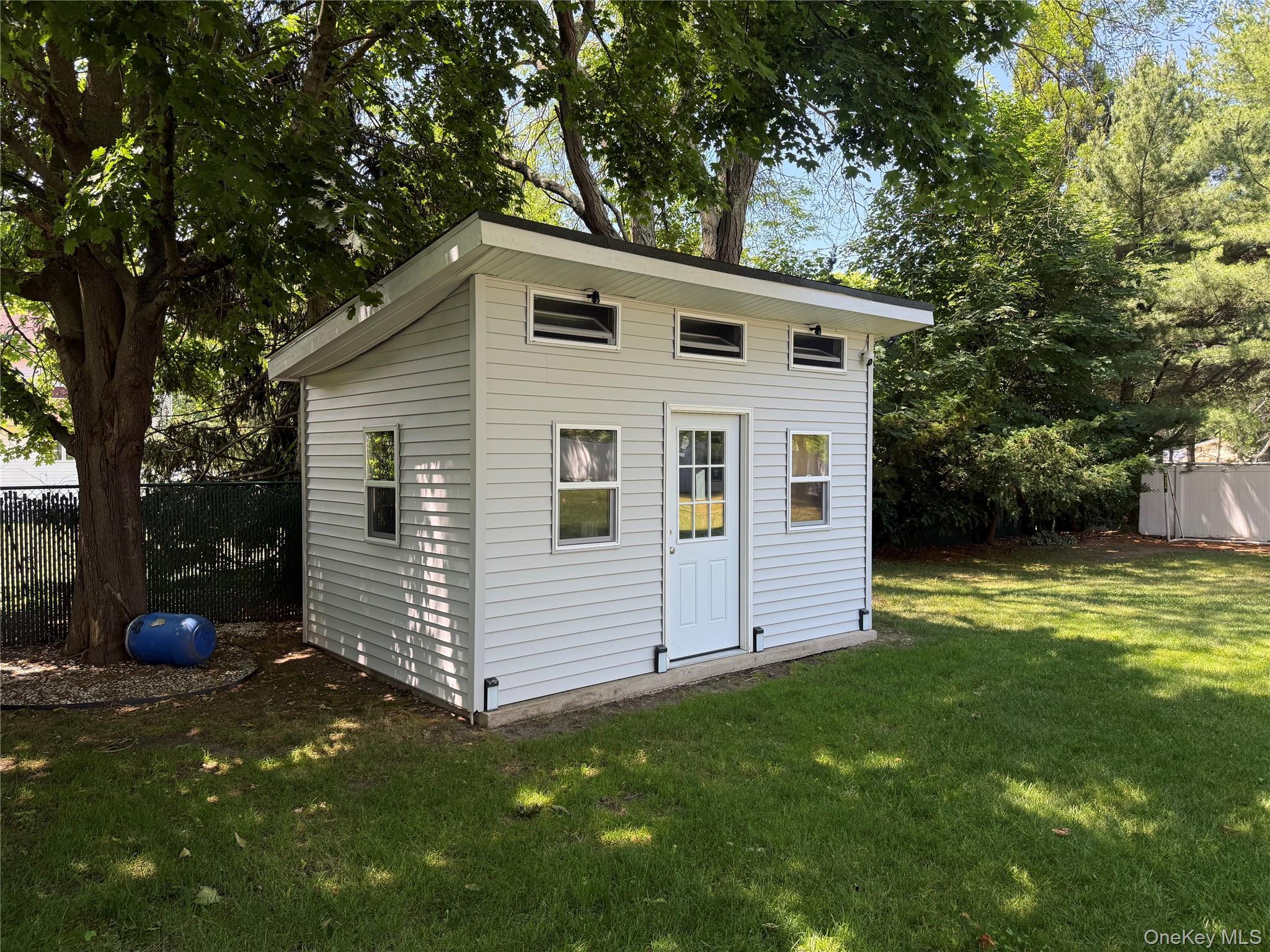 Single Family Church Street Suffolk County, NY 11716, MLS-1018842-33