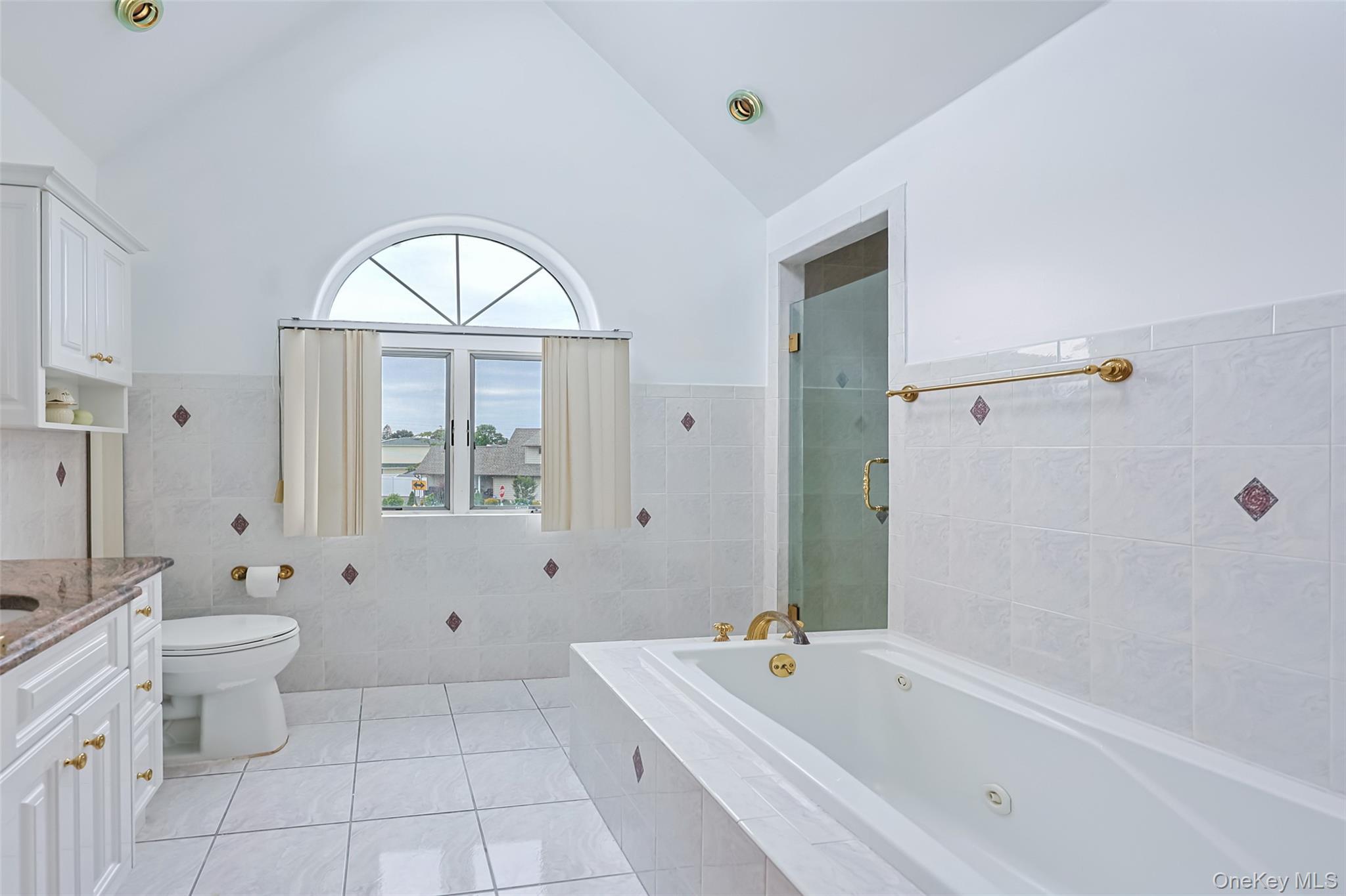 Single Family Constellation Road  Nassau County, NY 11756, MLS-1018872-15