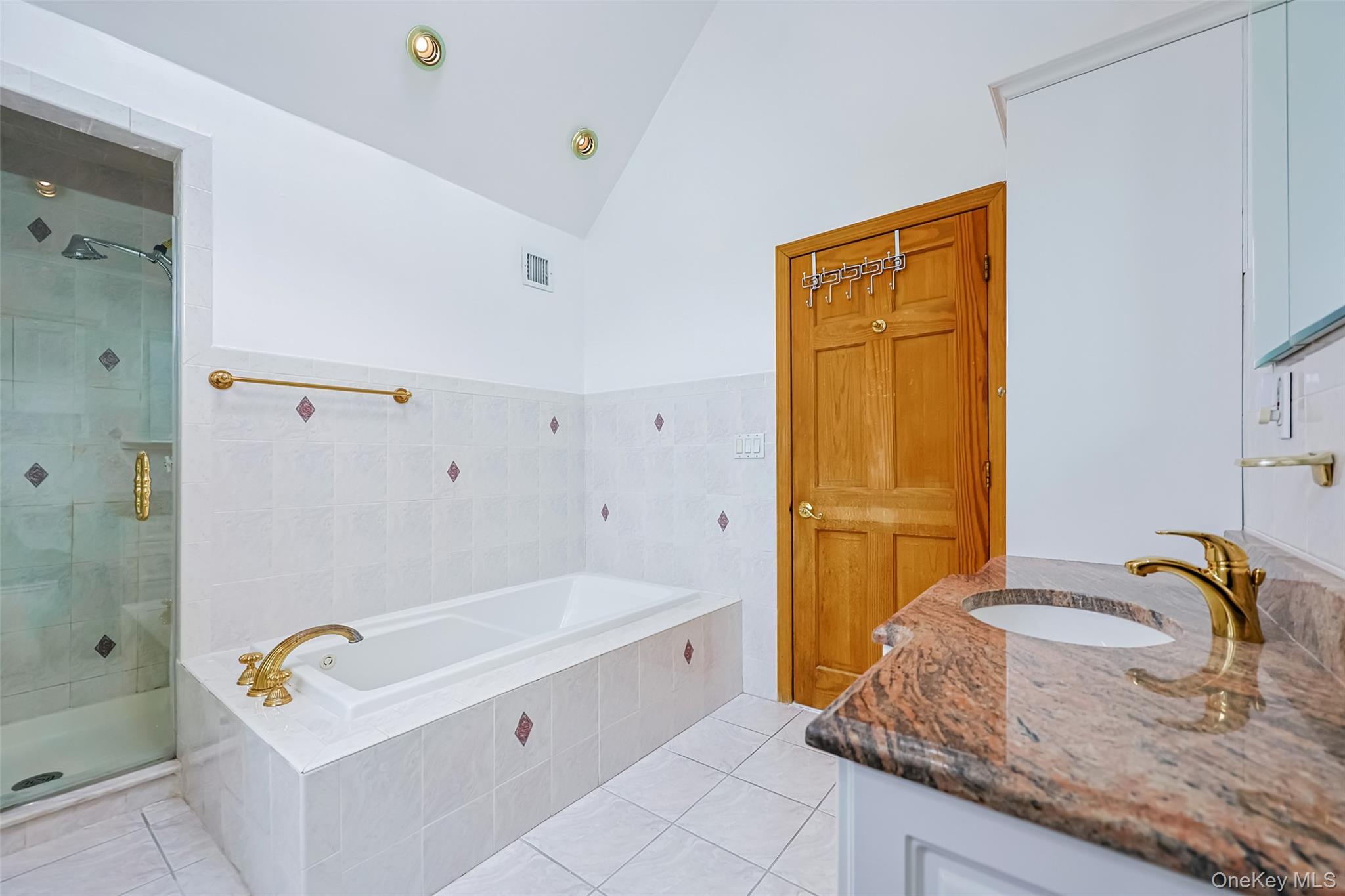 Single Family Constellation Road  Nassau County, NY 11756, MLS-1018872-16
