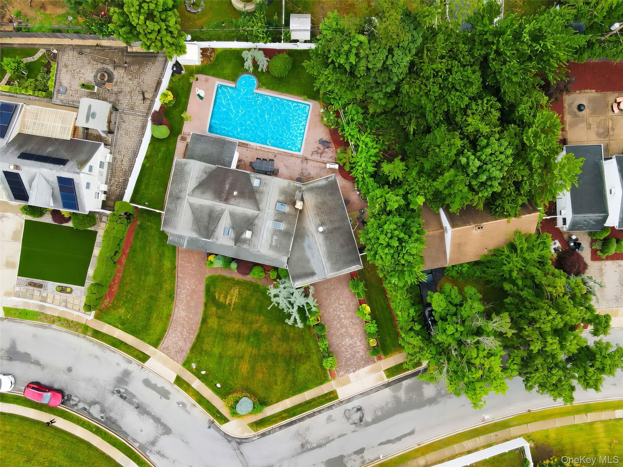 Single Family Constellation Road  Nassau County, NY 11756, MLS-1018872-25