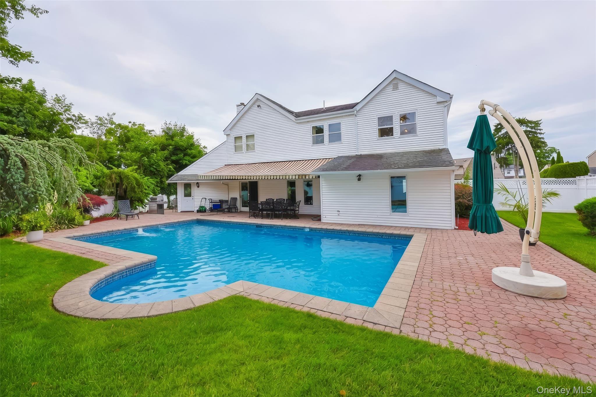 Single Family Constellation Road  Nassau County, NY 11756, MLS-1018872-26