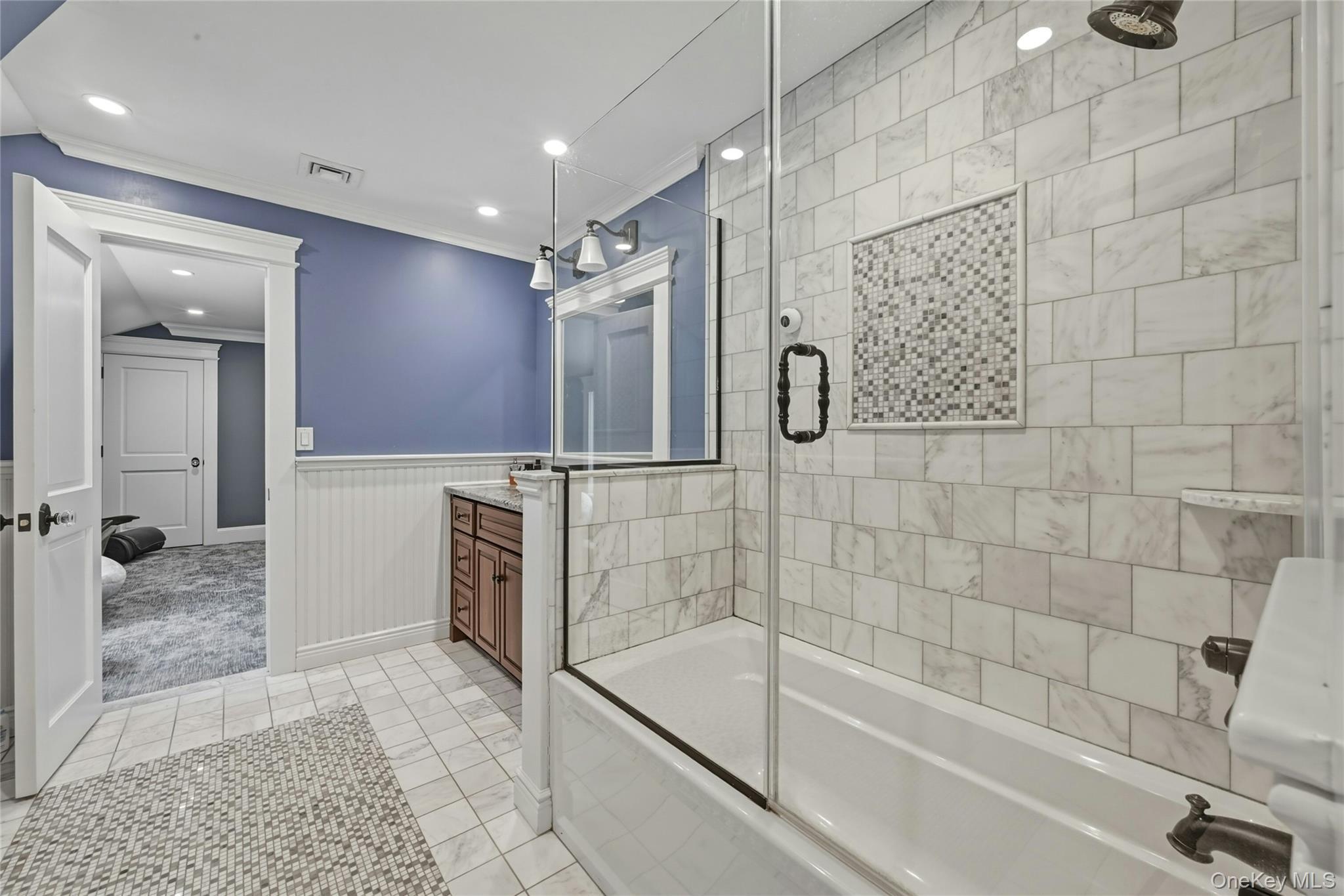 Single Family Burtis Lane  Nassau County, NY 11791, MLS-1018900-28