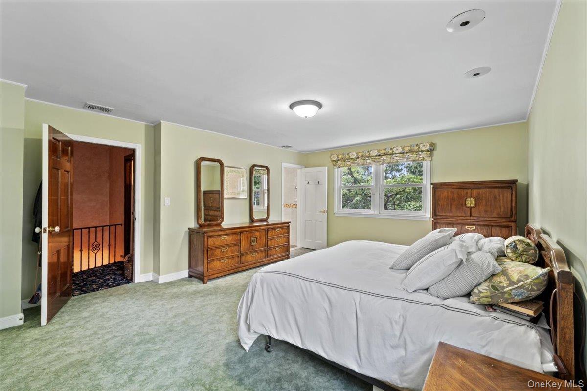 Single Family Avon Street  Queens, NY 11432, MLS-1018903-16