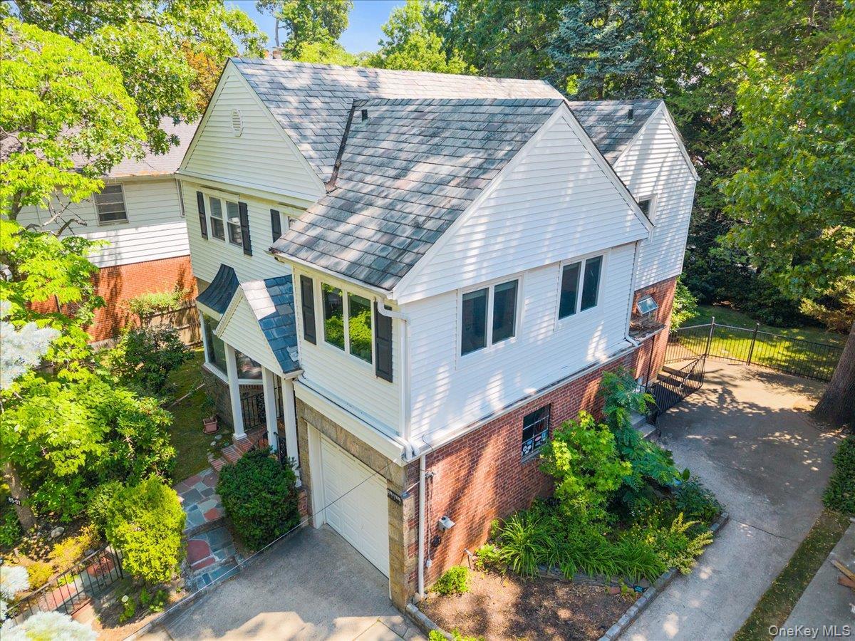 Single Family Avon Street  Queens, NY 11432, MLS-1018903-2