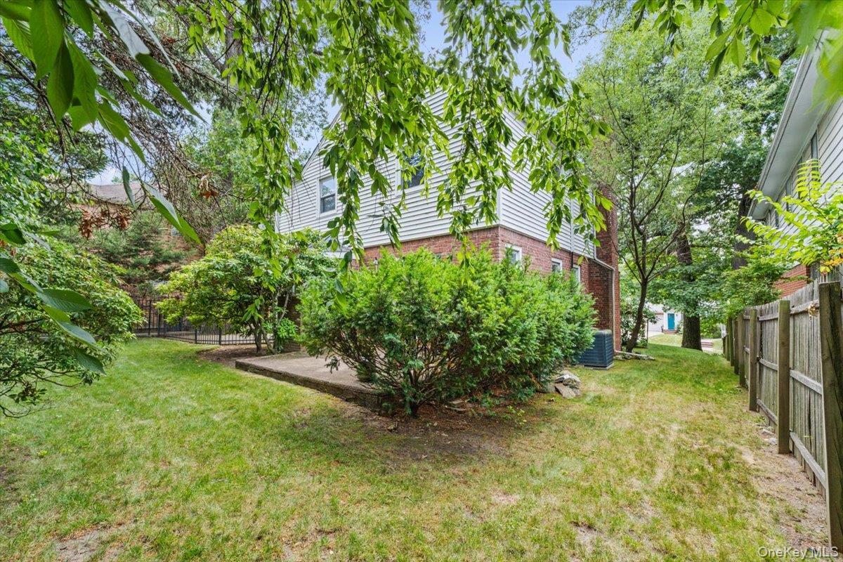 Single Family Avon Street  Queens, NY 11432, MLS-1018903-28