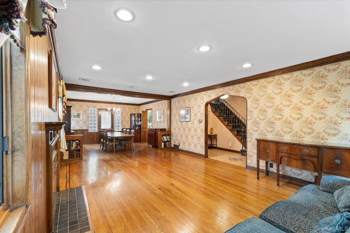 Single Family Avon Street  Queens, NY 11432, MLS-1018903-6