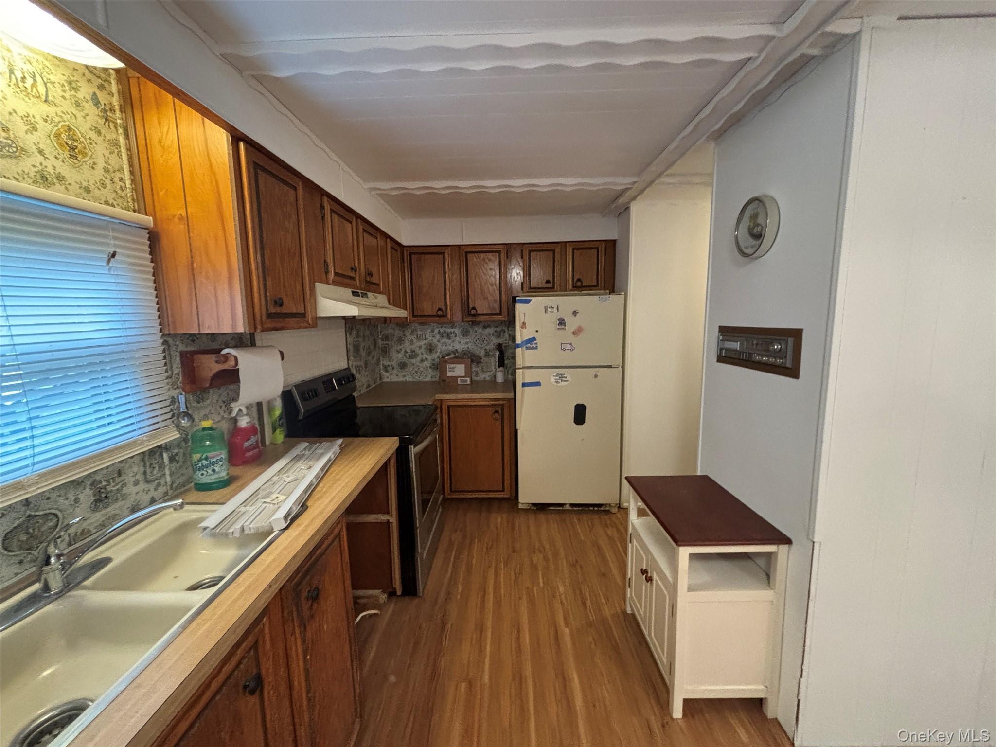 Single Family West Lane Suffolk County, NY 11901, MLS-1018919-12