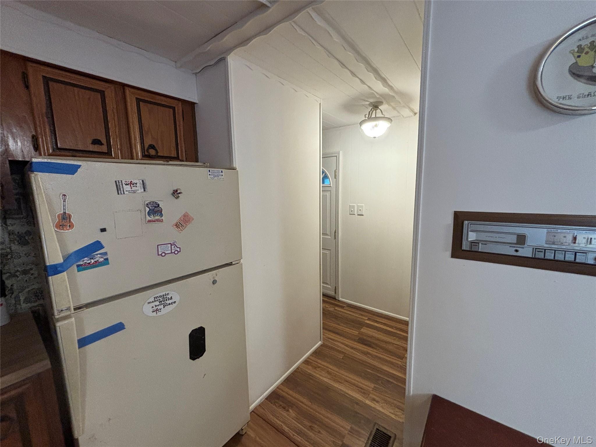 Single Family West Lane Suffolk County, NY 11901, MLS-1018919-13