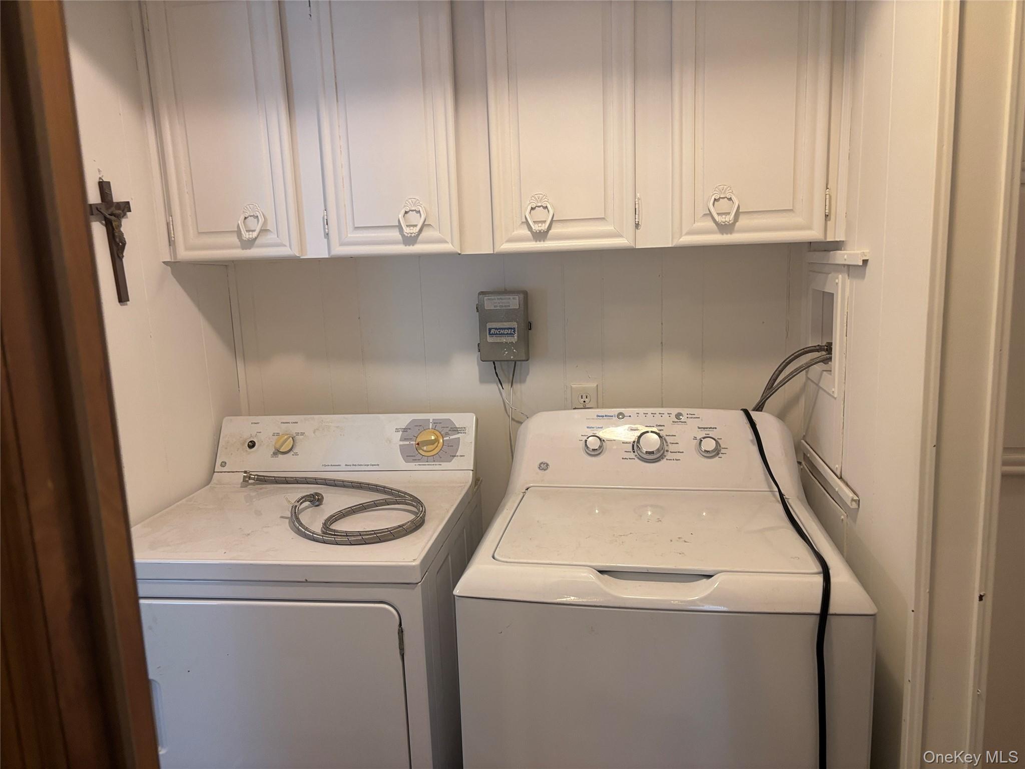 Single Family West Lane Suffolk County, NY 11901, MLS-1018919-16