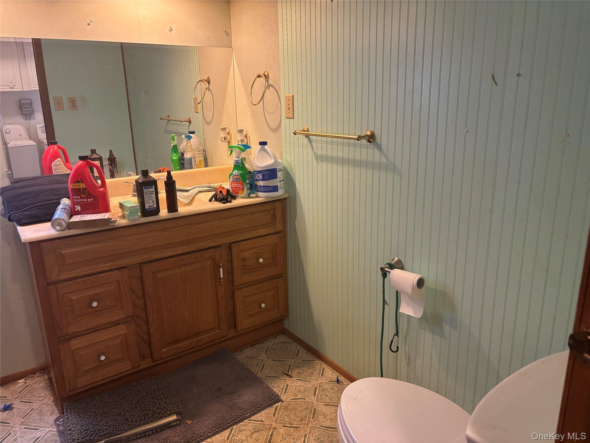 Single Family West Lane Suffolk County, NY 11901, MLS-1018919-17