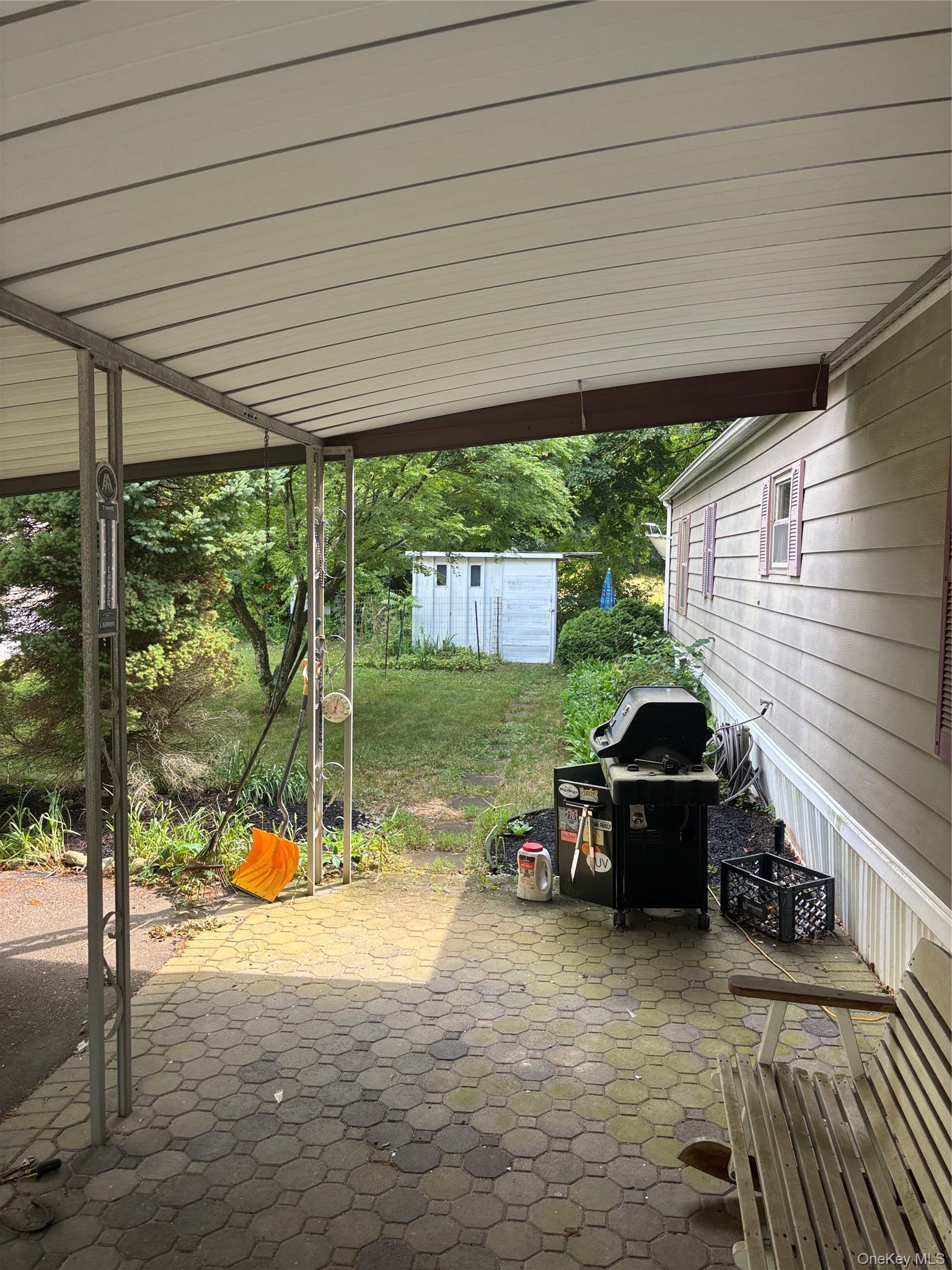 Single Family West Lane  Suffolk County, NY 11901, MLS-1018919-31