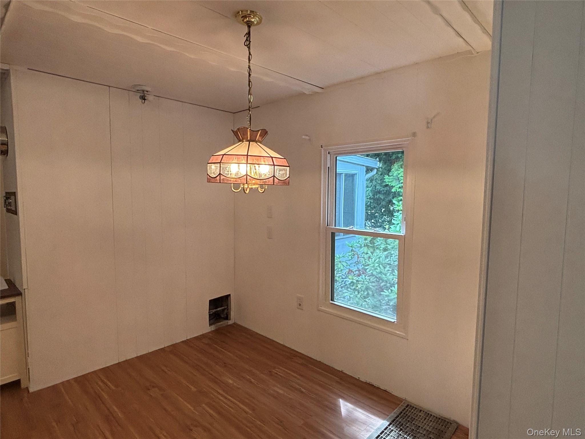 Single Family West Lane Suffolk County, NY 11901, MLS-1018919-7