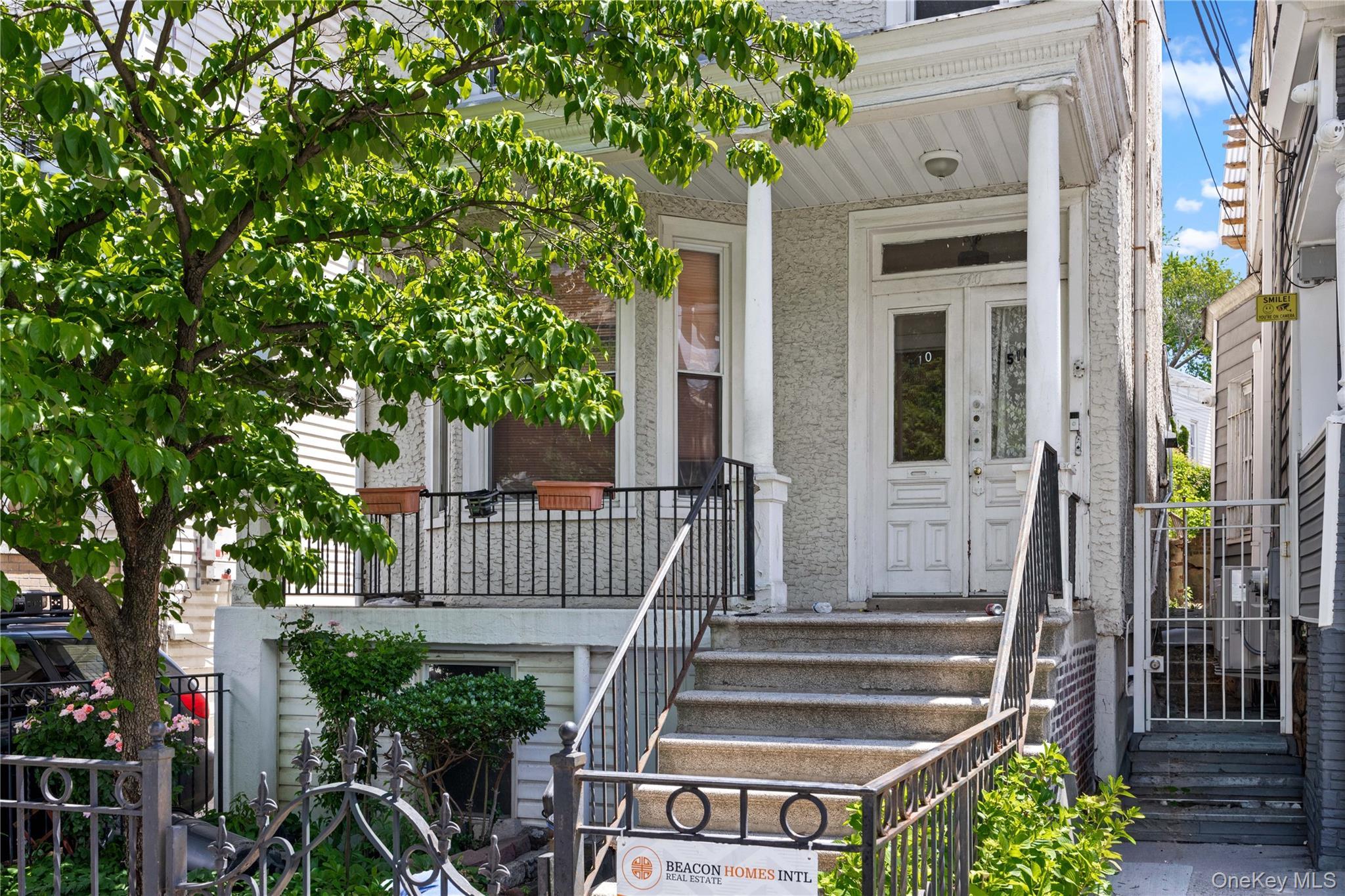 Single Family Morrispark Bronx, NY 10462, MLS-1018926-2