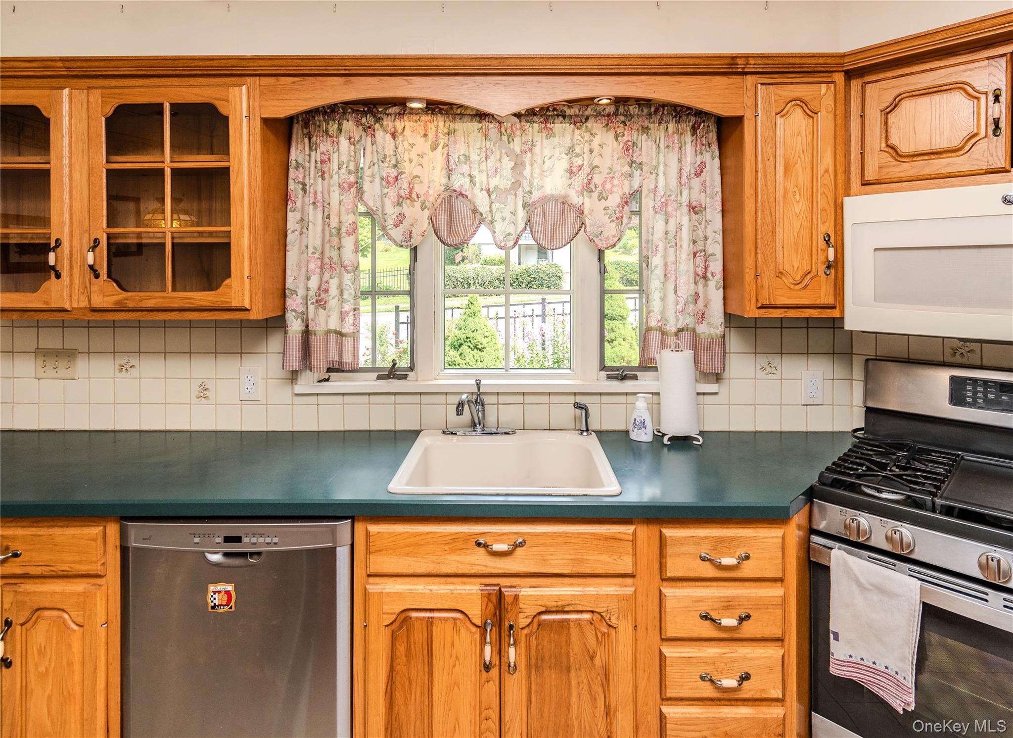 Single Family Husted Avenue Westchester County, NY 10566, MLS-1018933-32