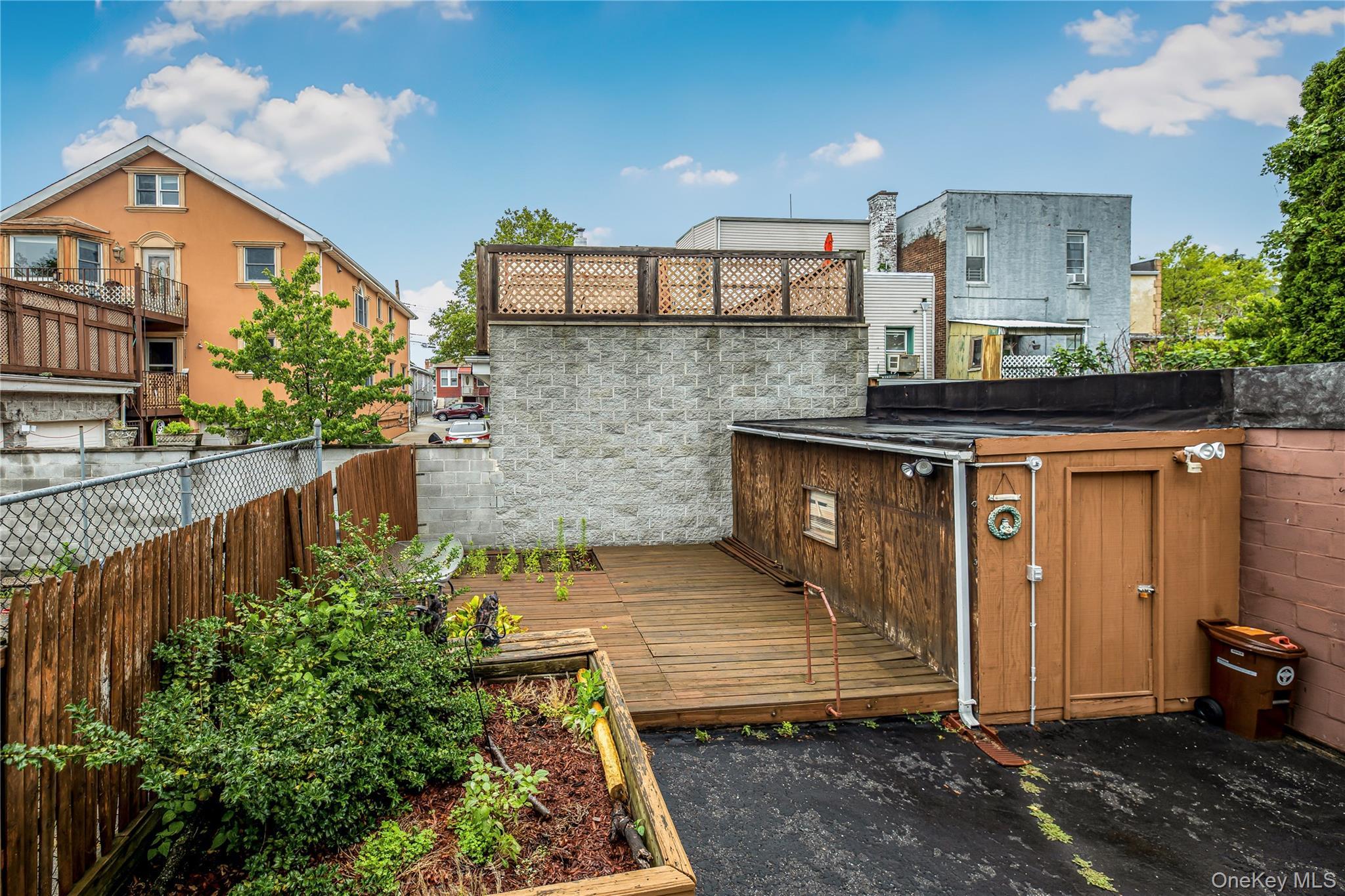 Single Family Zulette Avenue Bronx, NY 10461, MLS-1018949-17