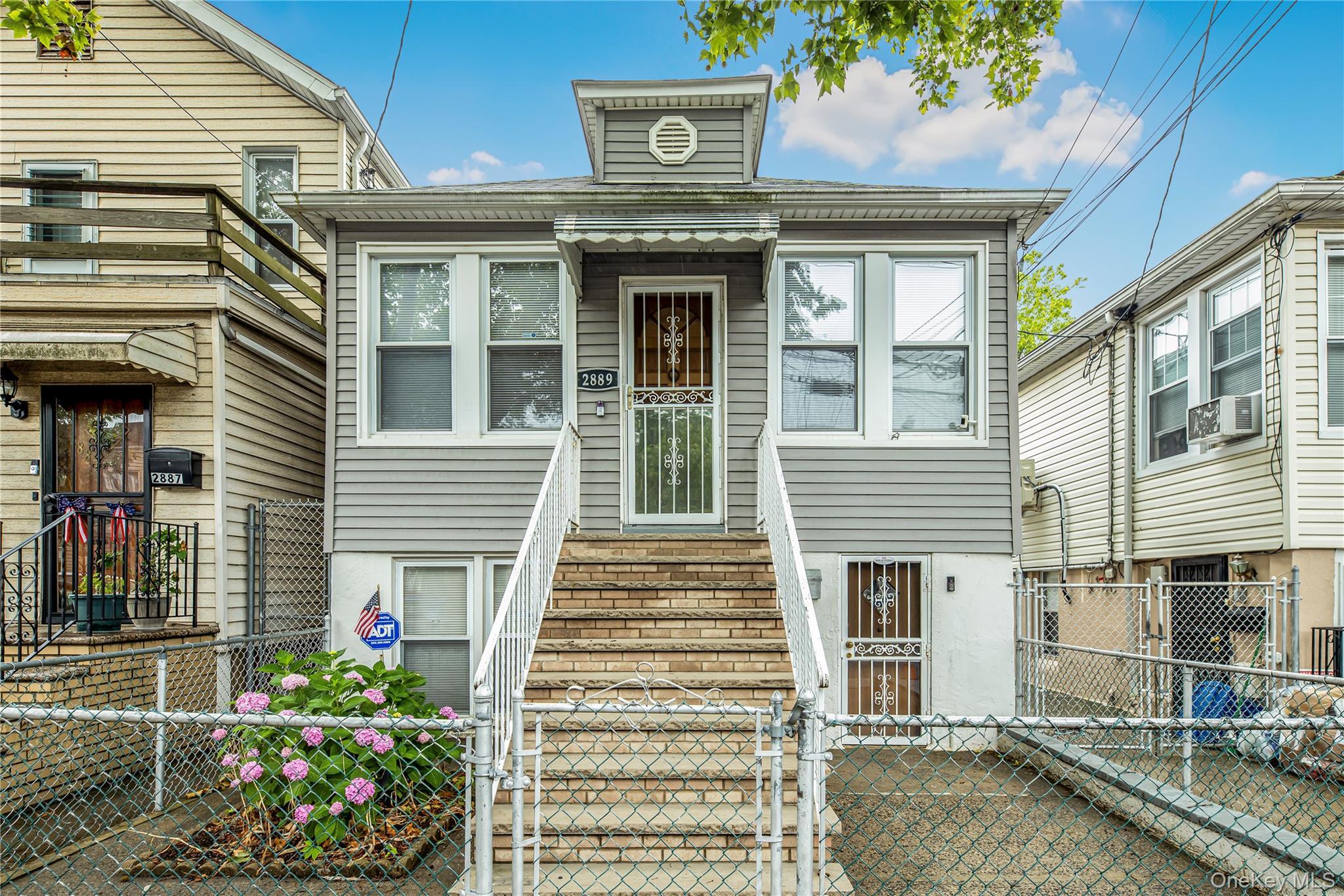 Single Family Zulette Avenue Bronx, NY 10461, MLS-1018949-3