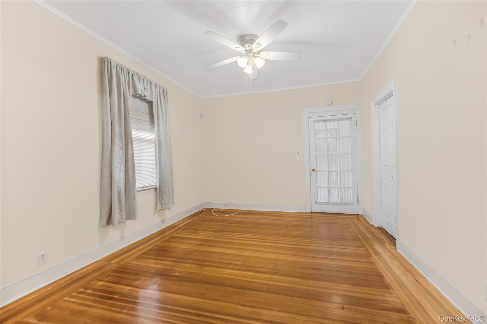 Single Family Zulette Avenue Bronx, NY 10461, MLS-1018949-9
