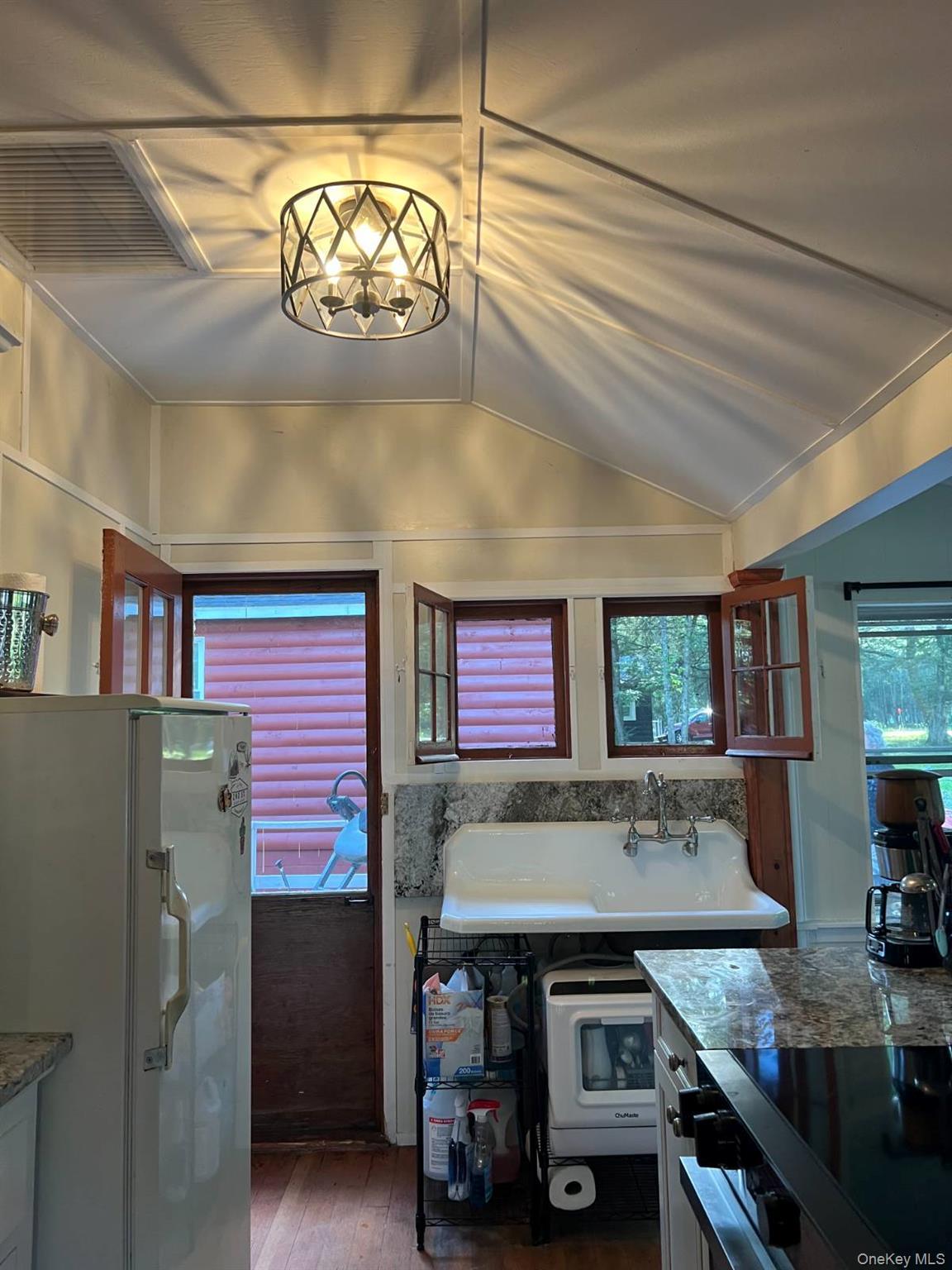 Single Family E Thompson Place Sullivan County, NY 12778, MLS-1018951-45