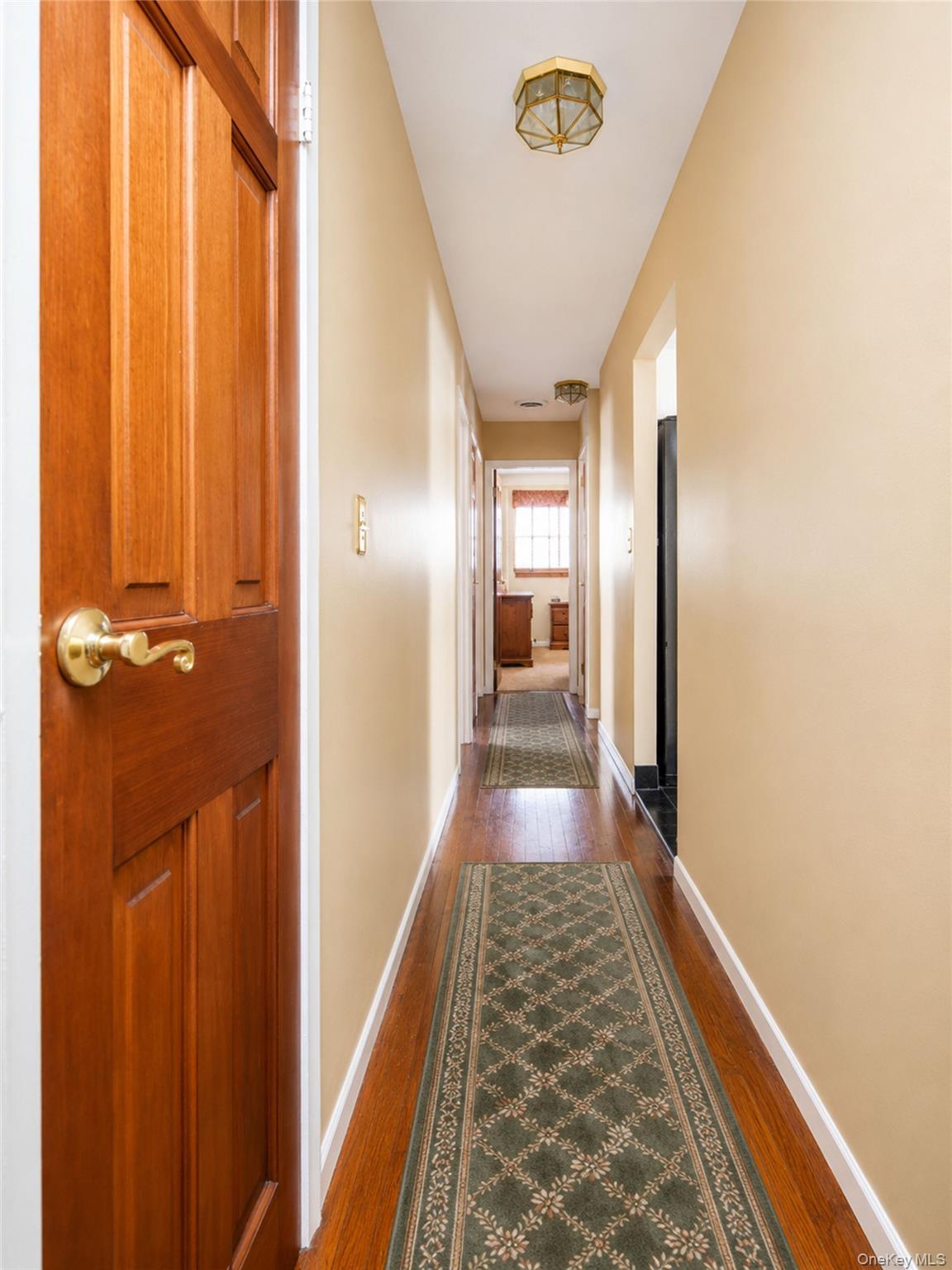 Single Family Stanley Circle Staten Island, NY 10308, MLS-1018962-10