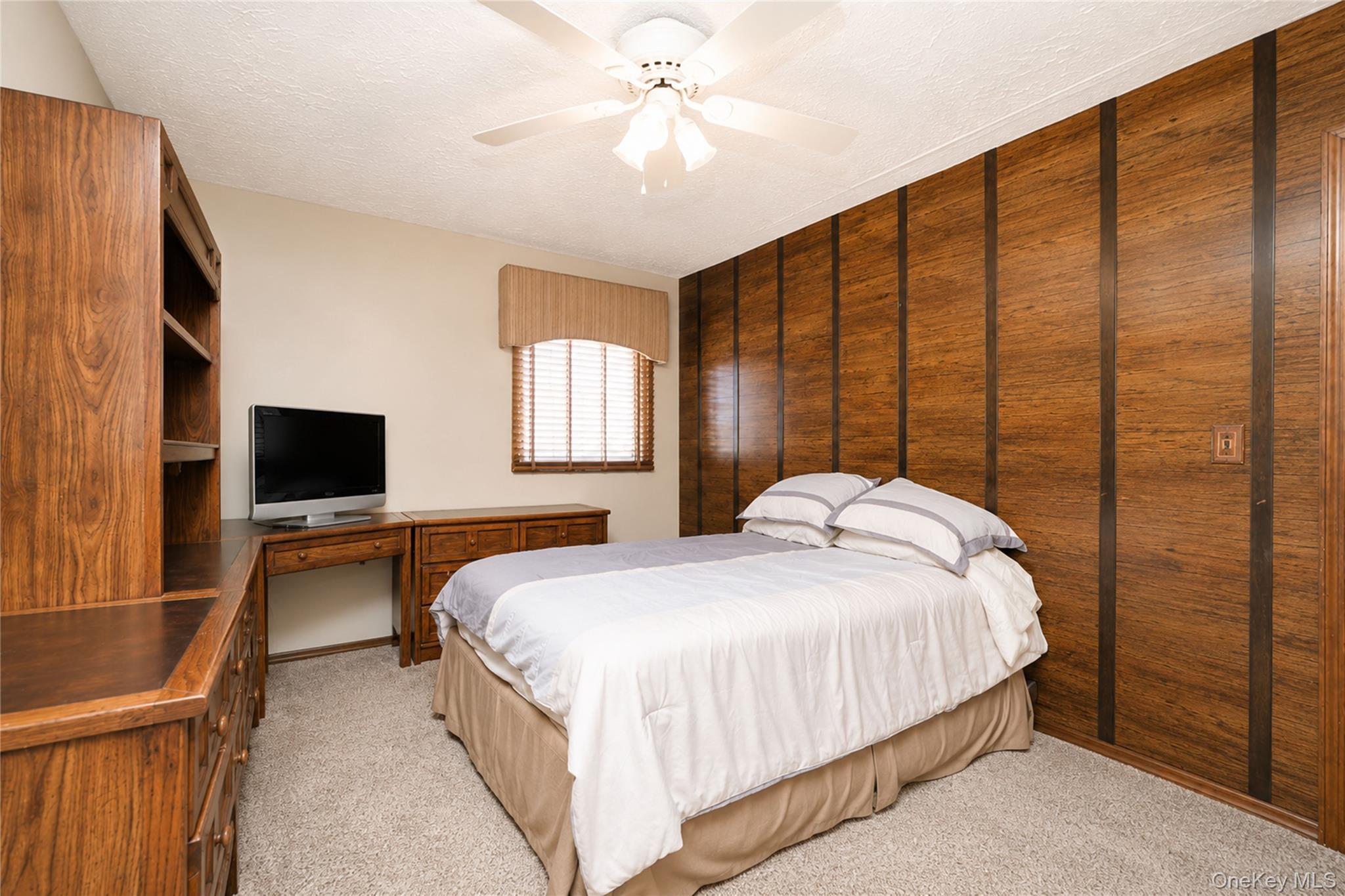 Single Family Stanley Circle Staten Island, NY 10308, MLS-1018962-18