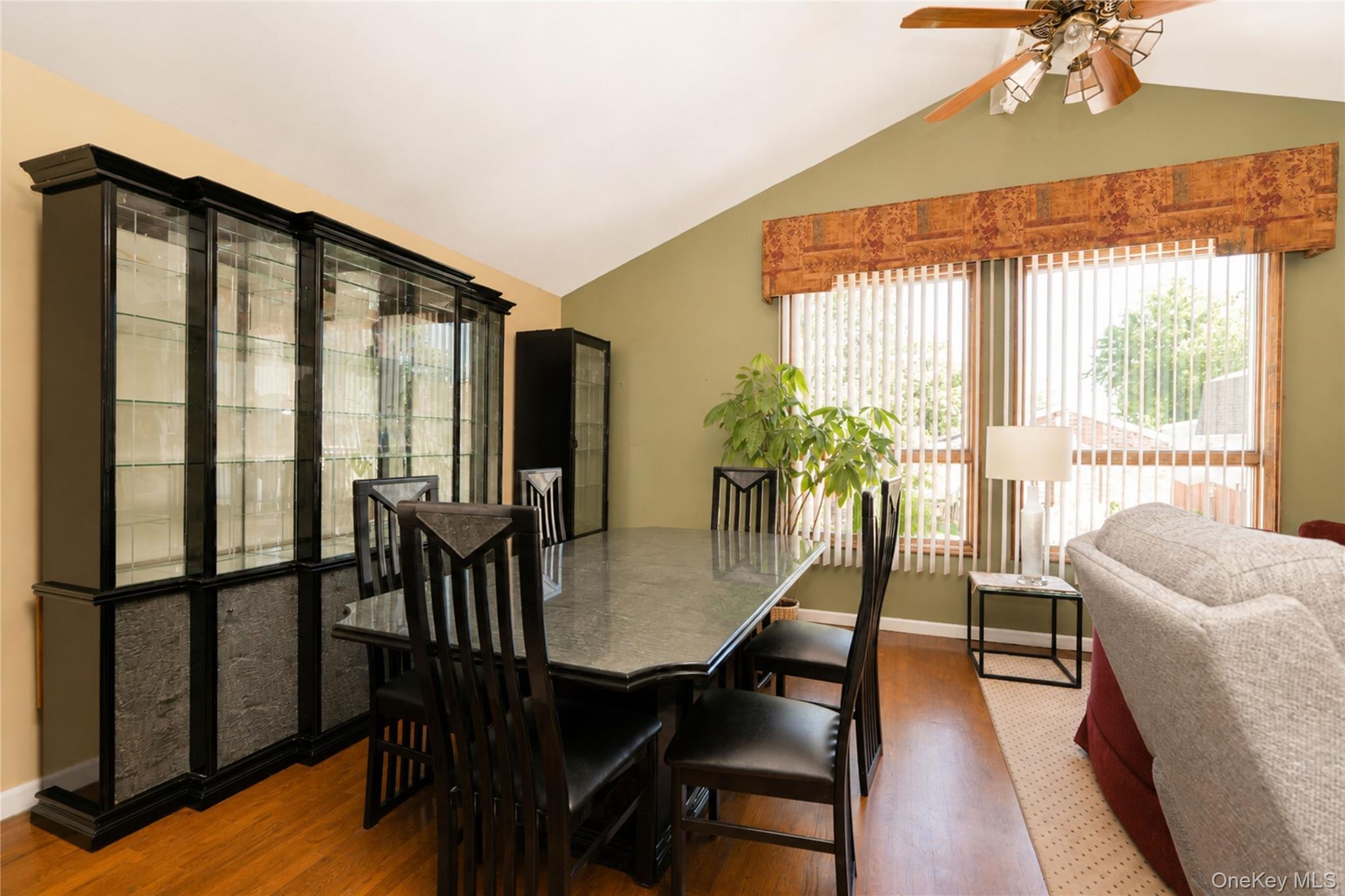Single Family Stanley Circle Staten Island, NY 10308, MLS-1018962-7