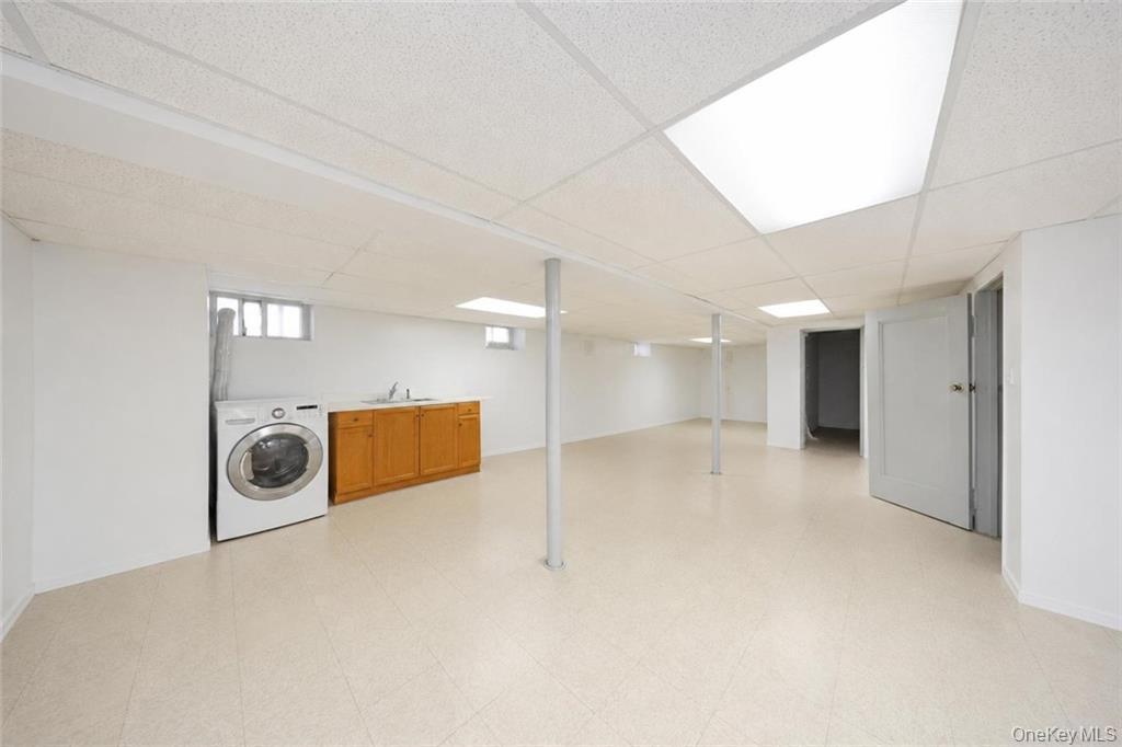 Single Family E 22nd Street Brooklyn, NY 11229, MLS-1018999-24