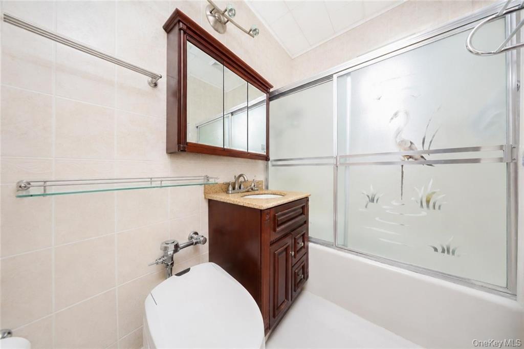 Single Family E 22nd Street Brooklyn, NY 11229, MLS-1018999-28