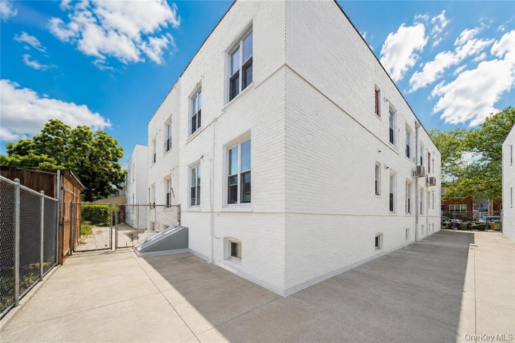 Single Family E 22nd Street Brooklyn, NY 11229, MLS-1018999-3